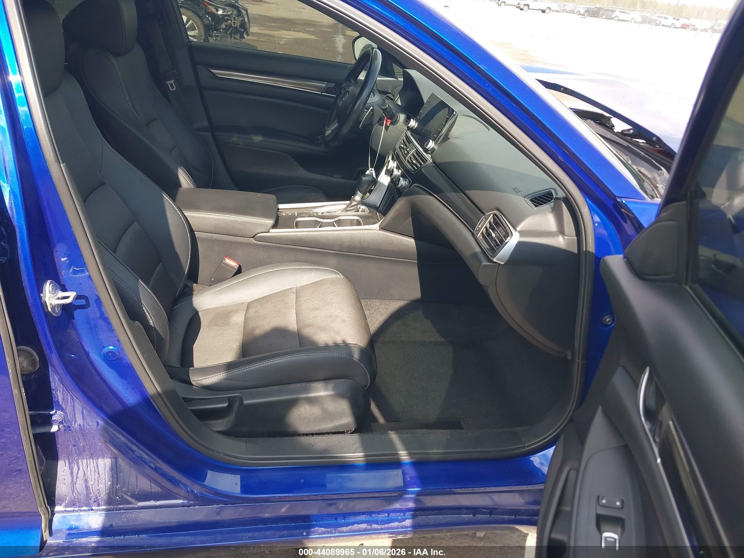 HONDA ACCORD image 5
