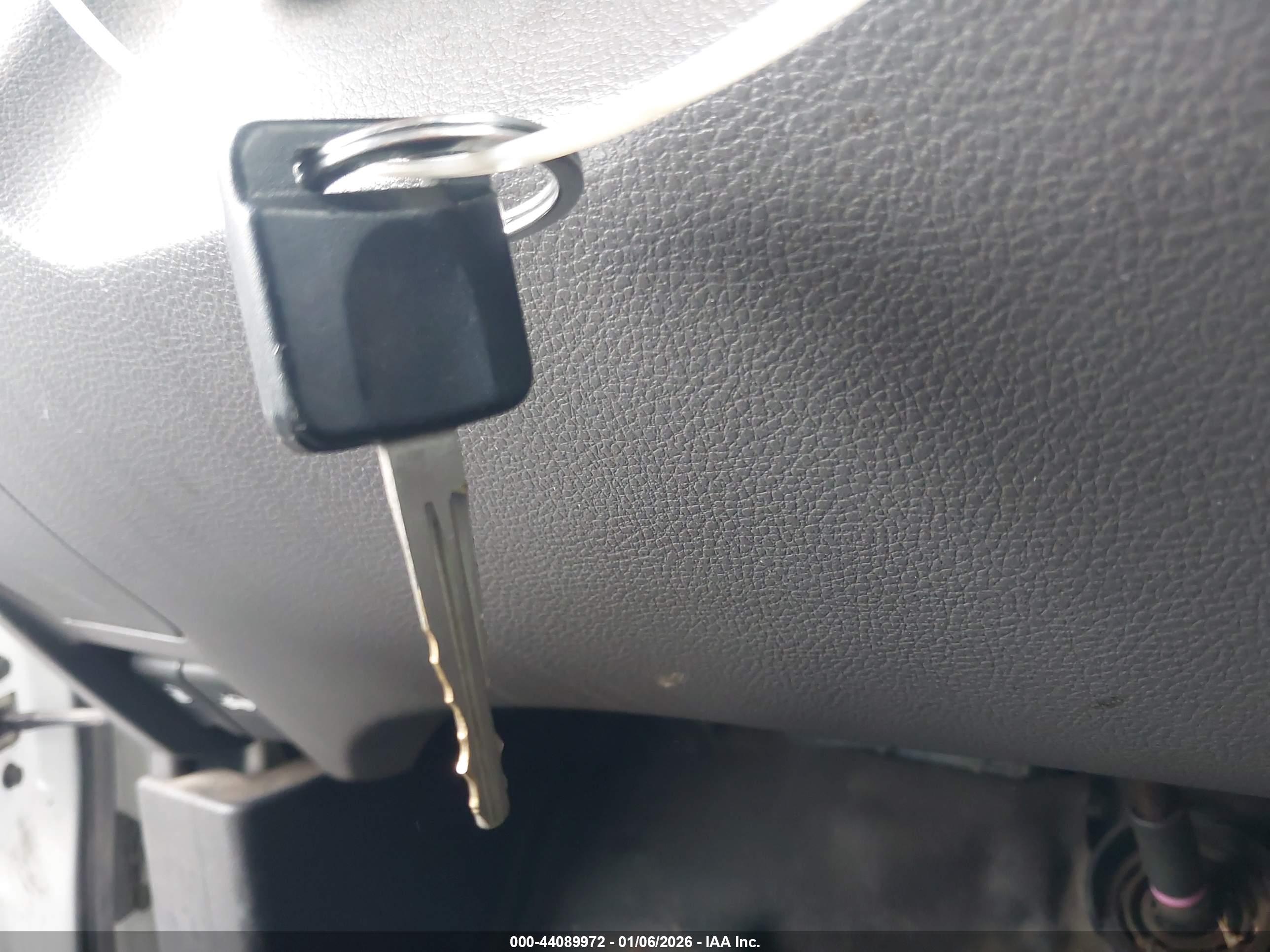 NISSAN NV200 image 11