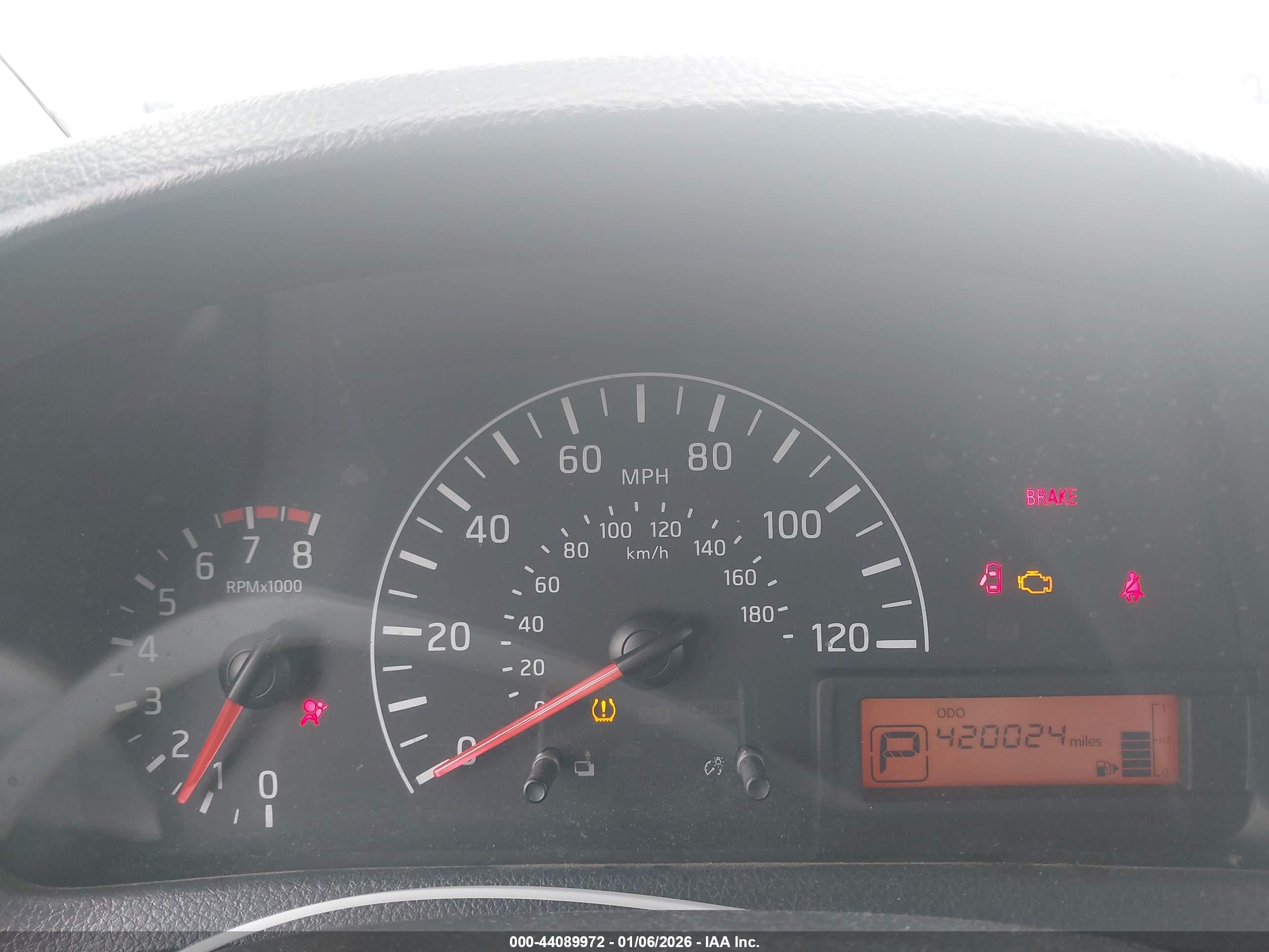 NISSAN NV200 image 7