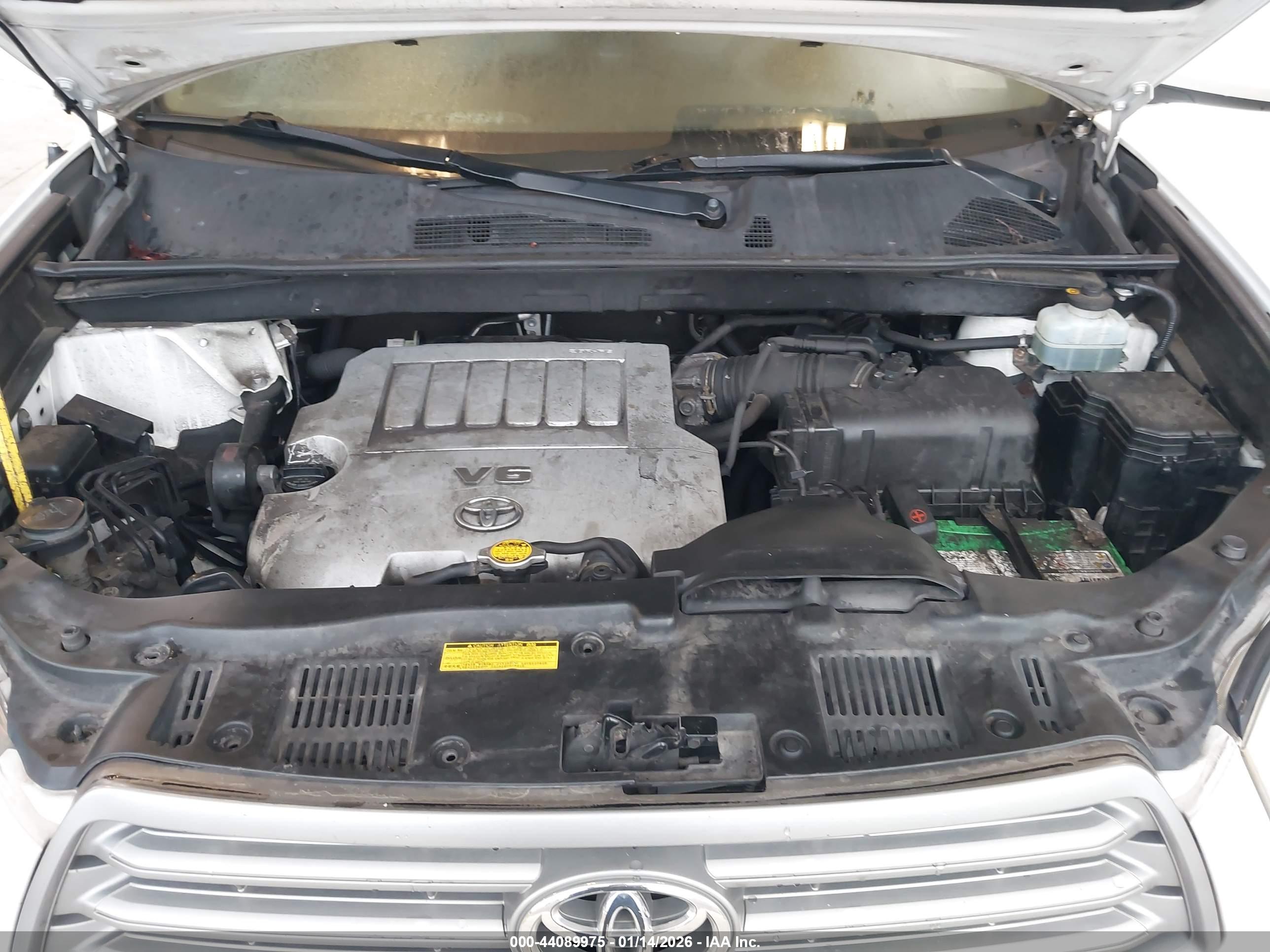 TOYOTA HIGHLANDER image 10
