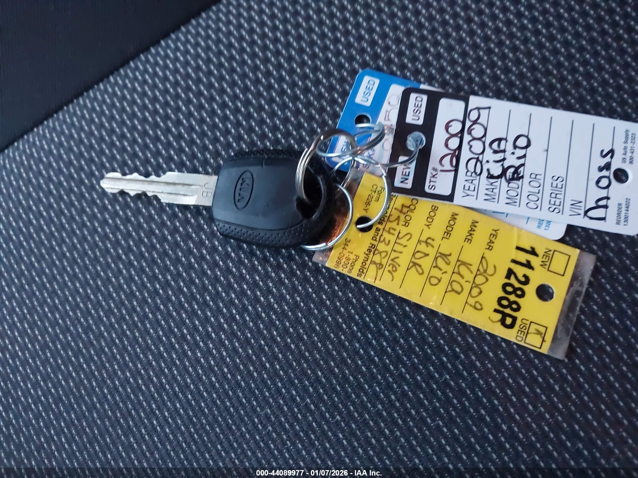 KIA RIO image 11