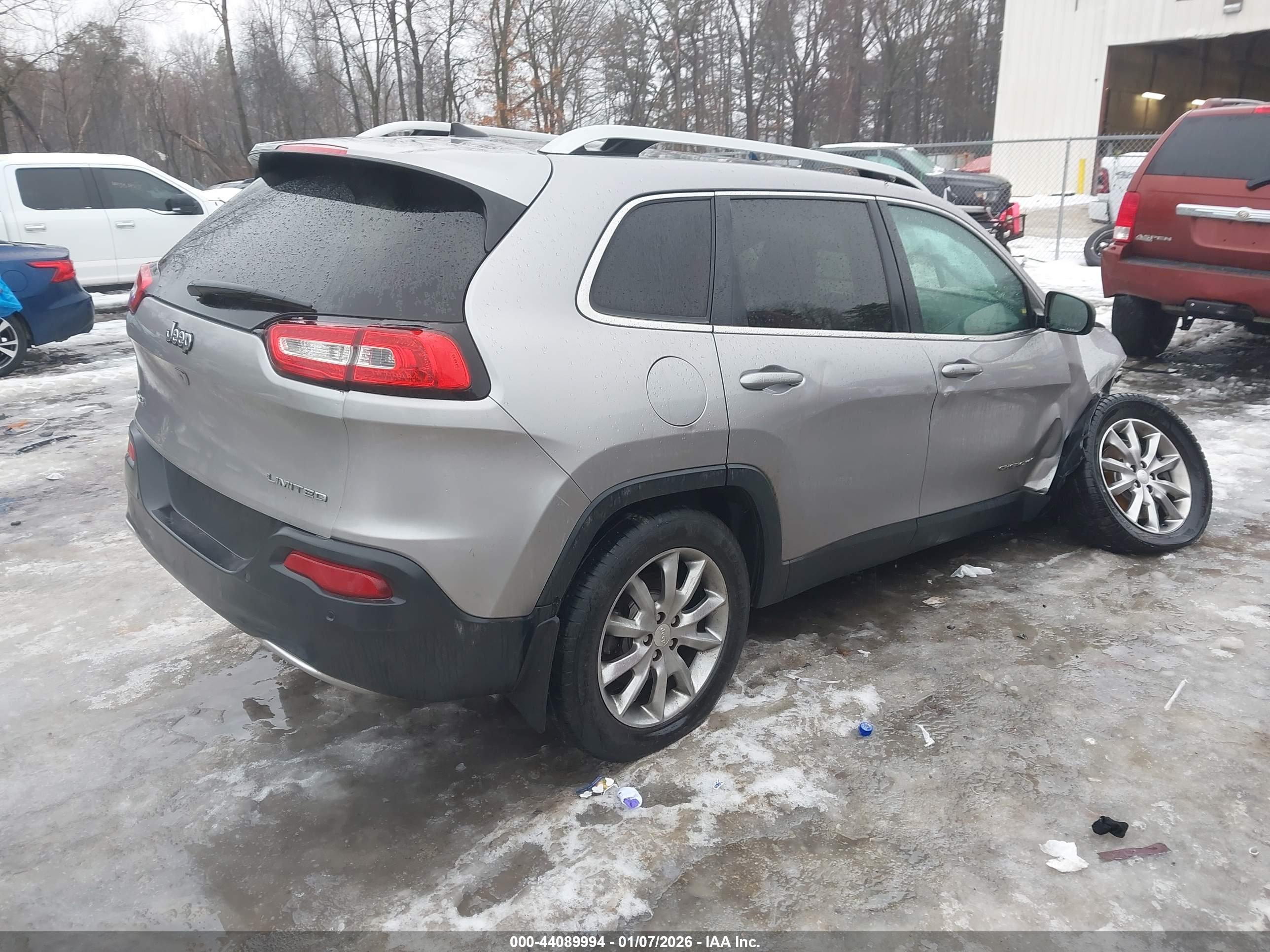JEEP CHEROKEE image 4