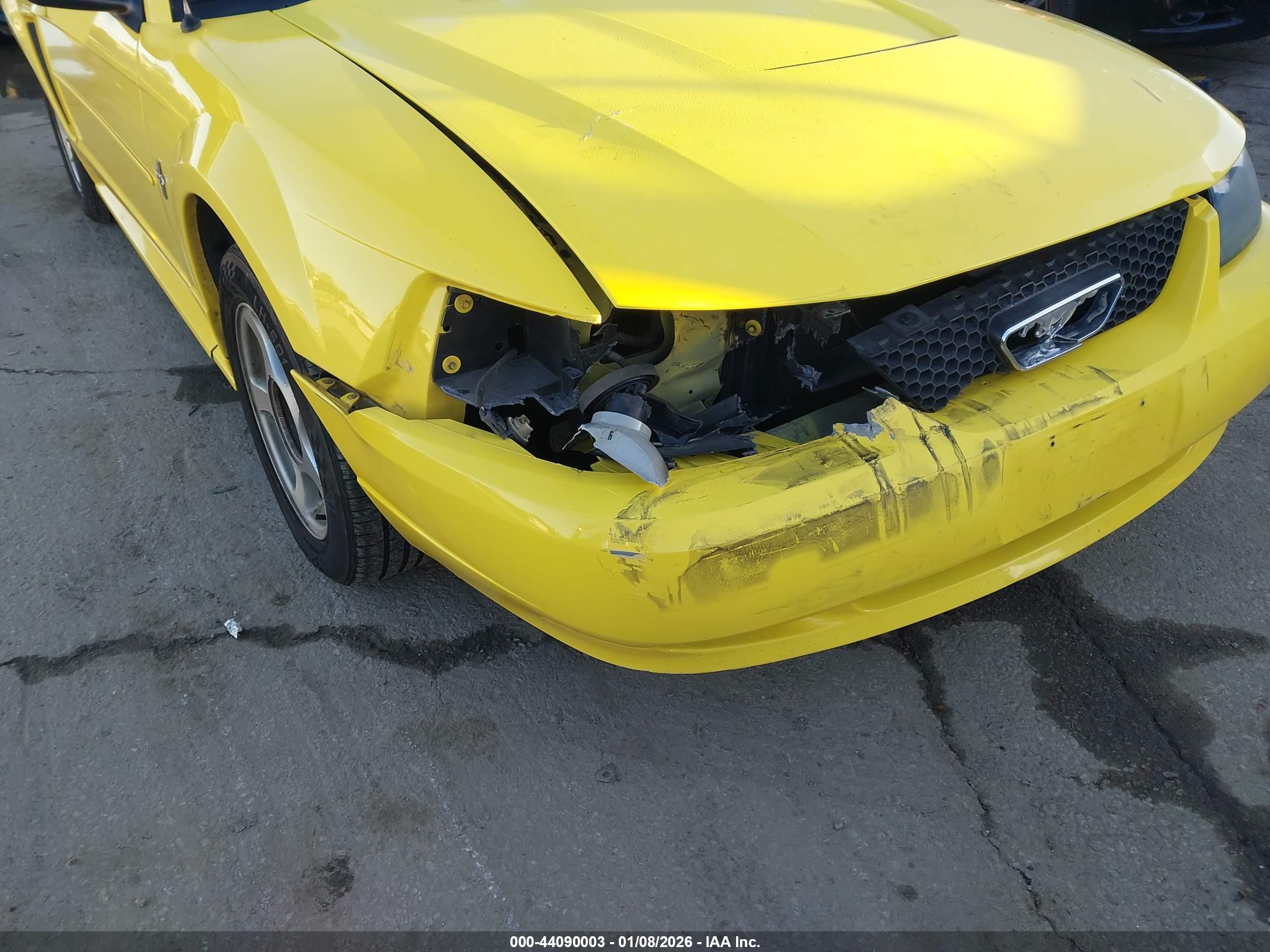 FORD MUSTANG image 6
