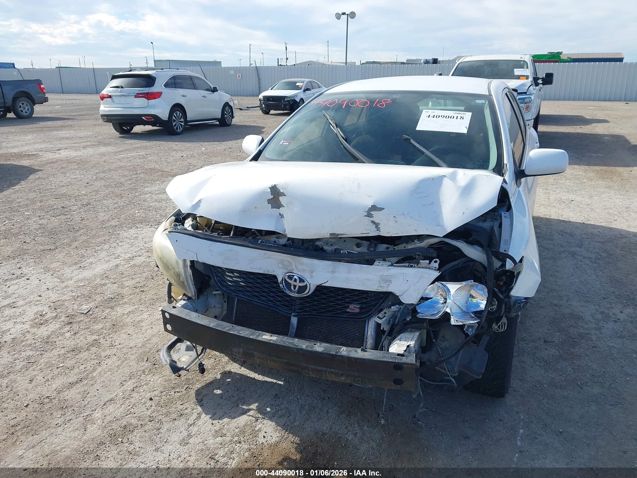 TOYOTA COROLLA image 6