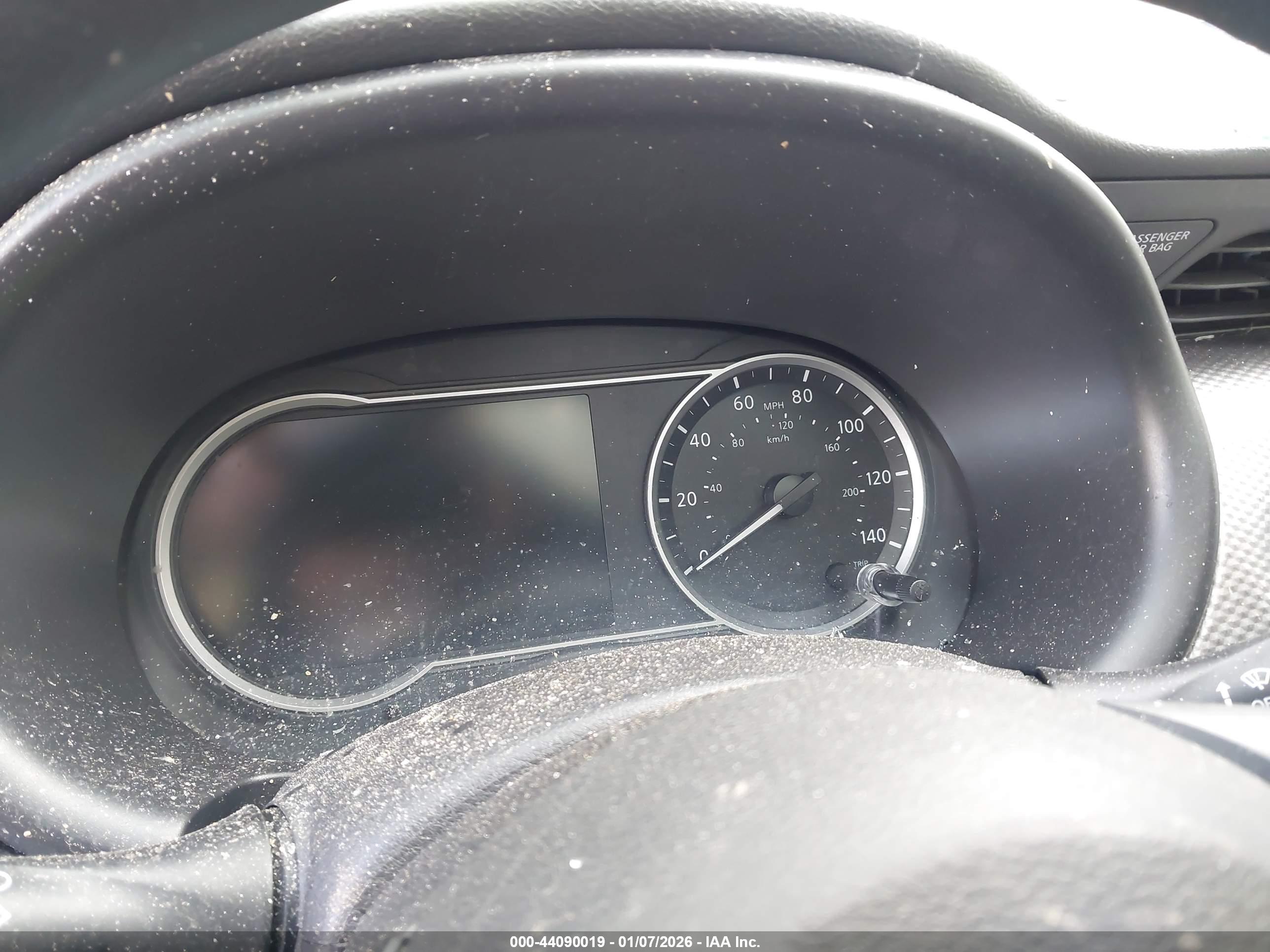 NISSAN KICKS image 7