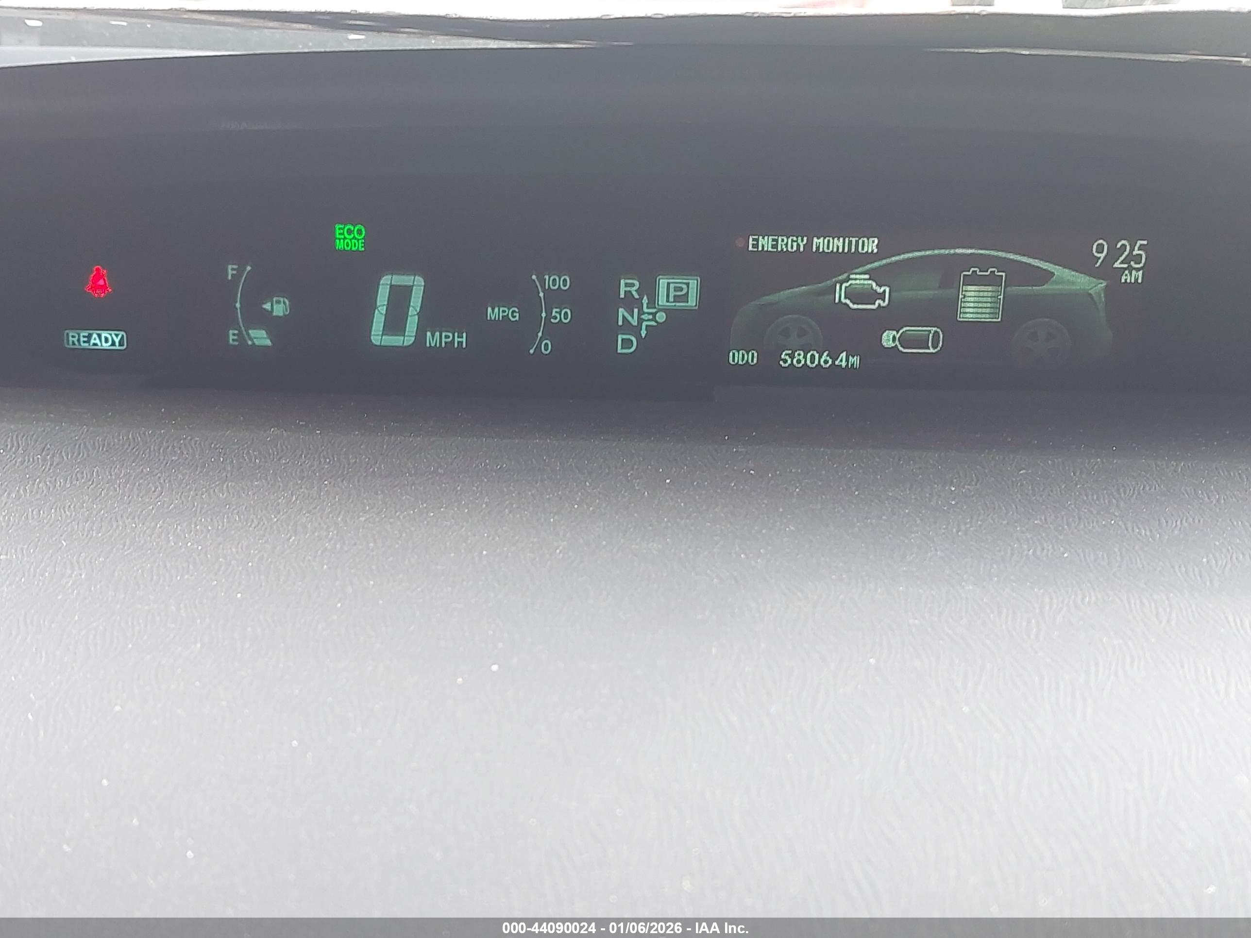 TOYOTA PRIUS image 7