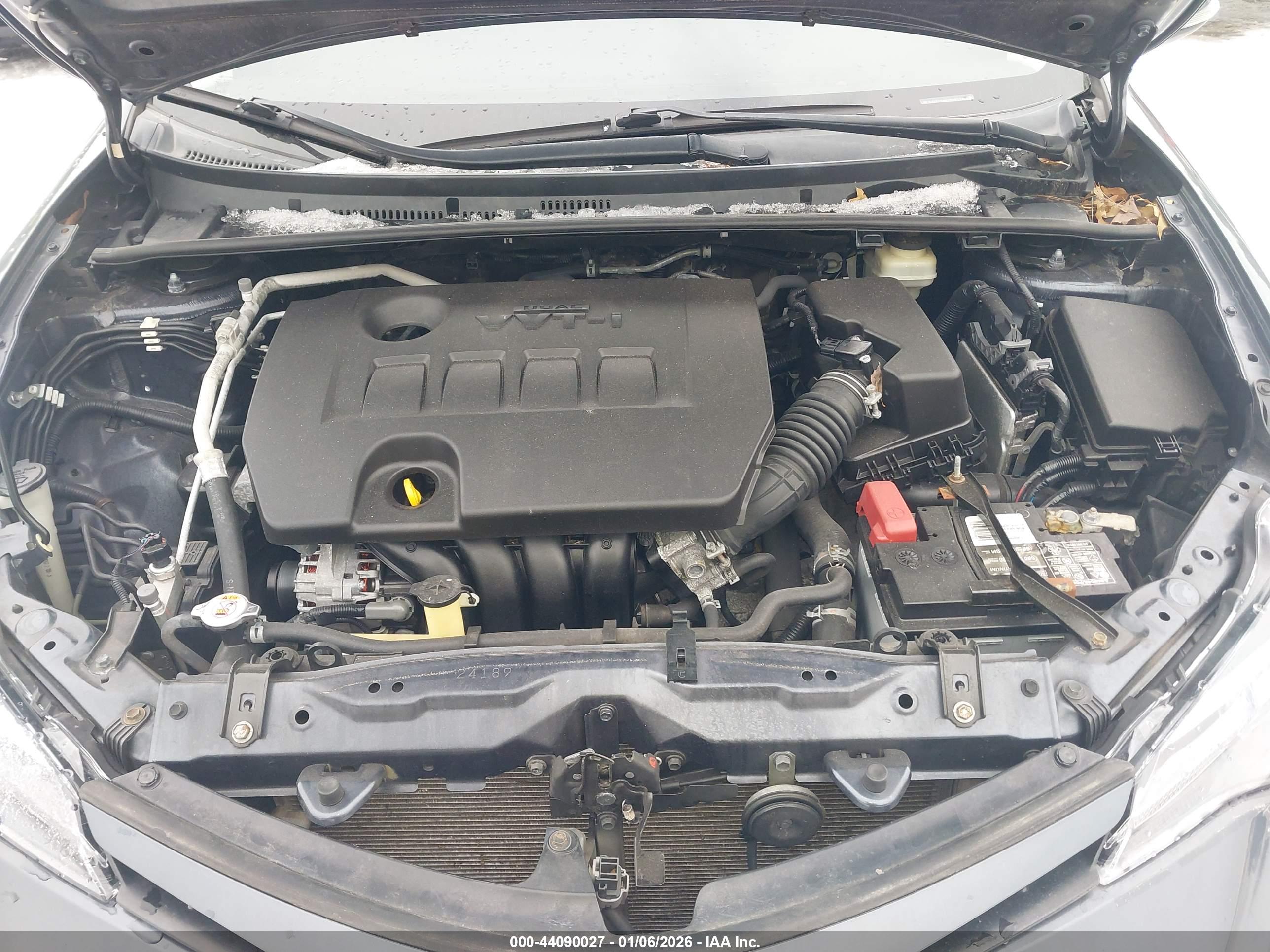 TOYOTA COROLLA image 10