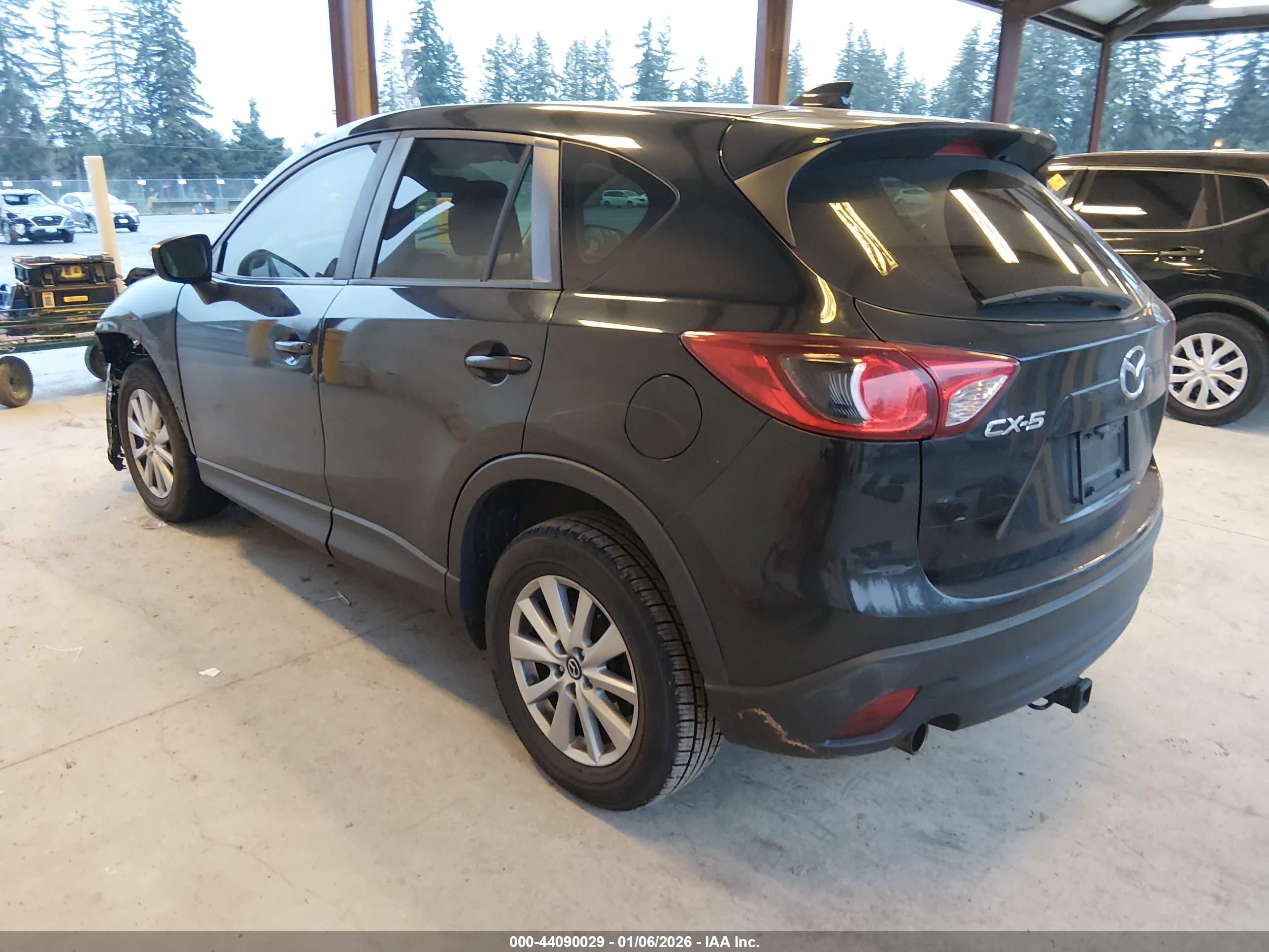 MAZDA CX-5 image 3