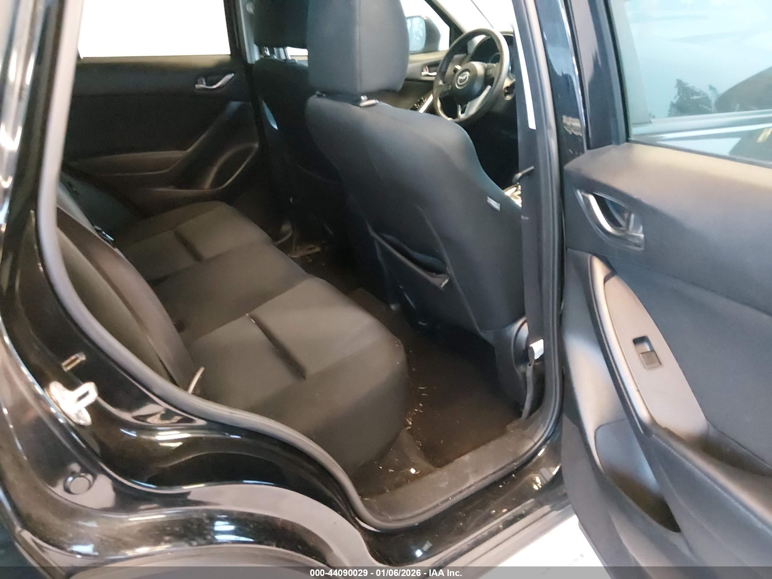 MAZDA CX-5 image 8