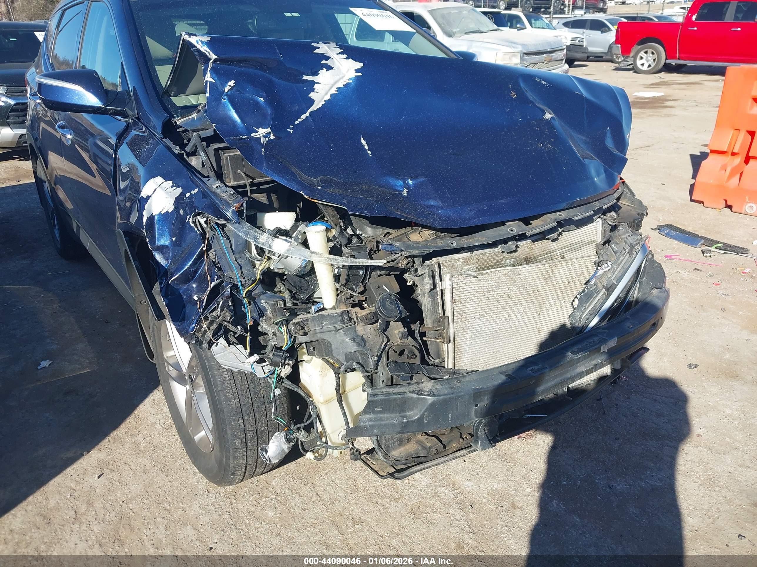 HYUNDAI SANTA image 6