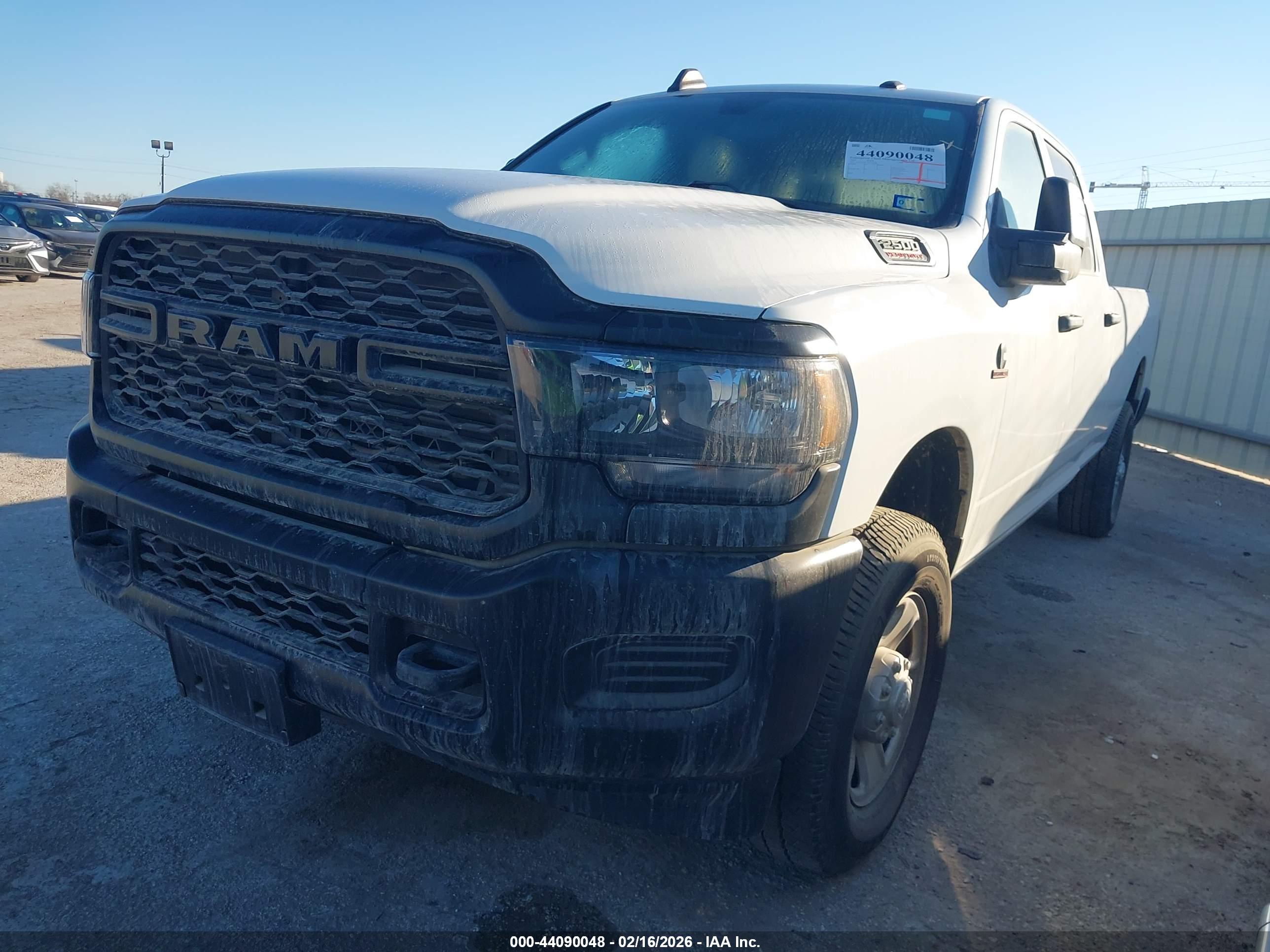RAM 2500 image 2