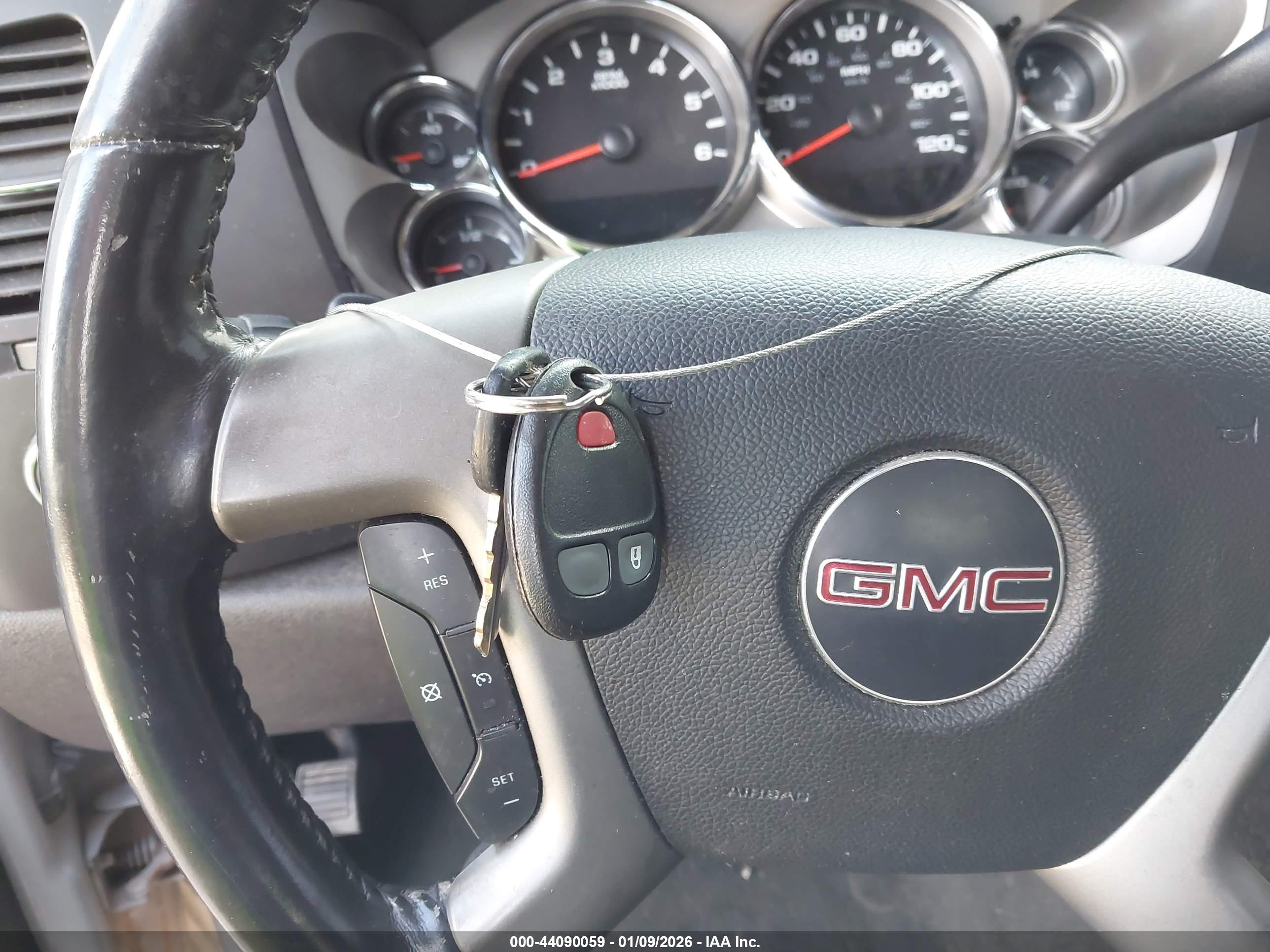 GMC SIERRA image 11