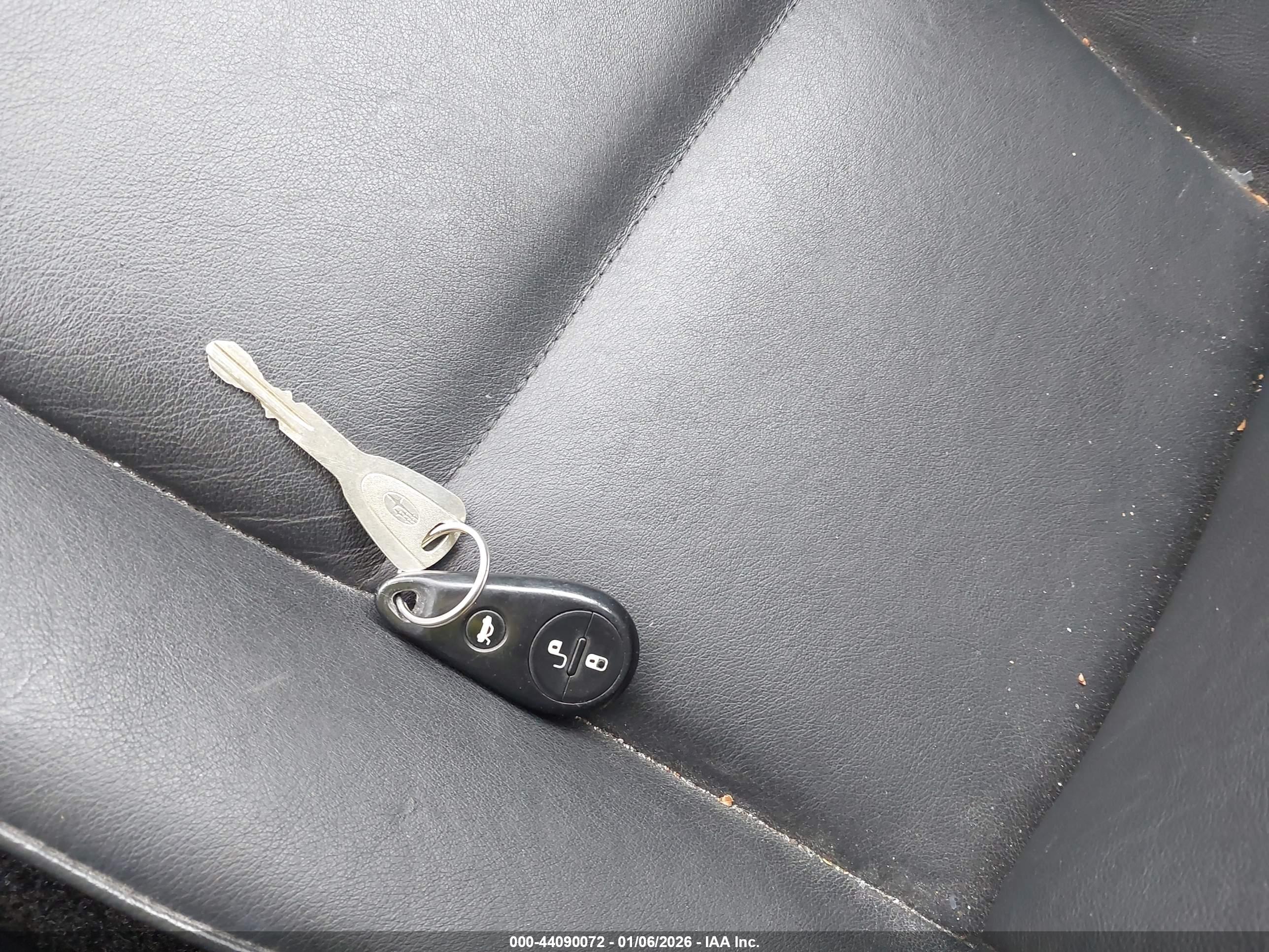 SUBARU OUTBACK image 11