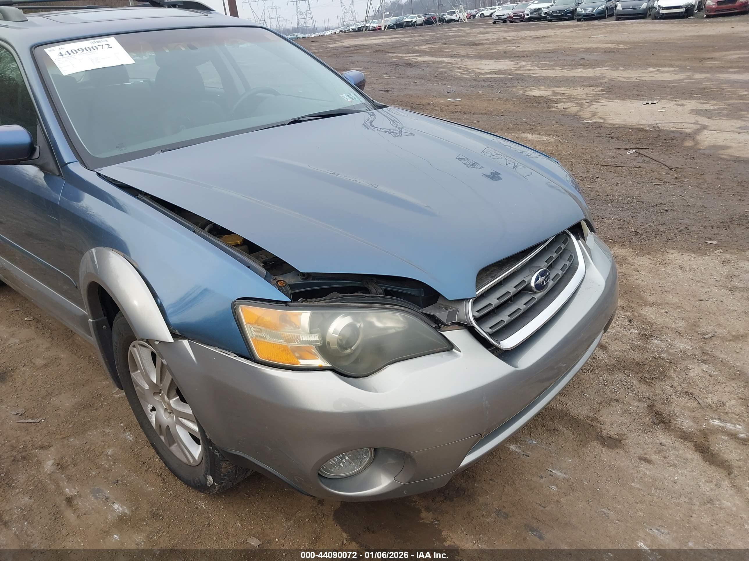 SUBARU OUTBACK image 6