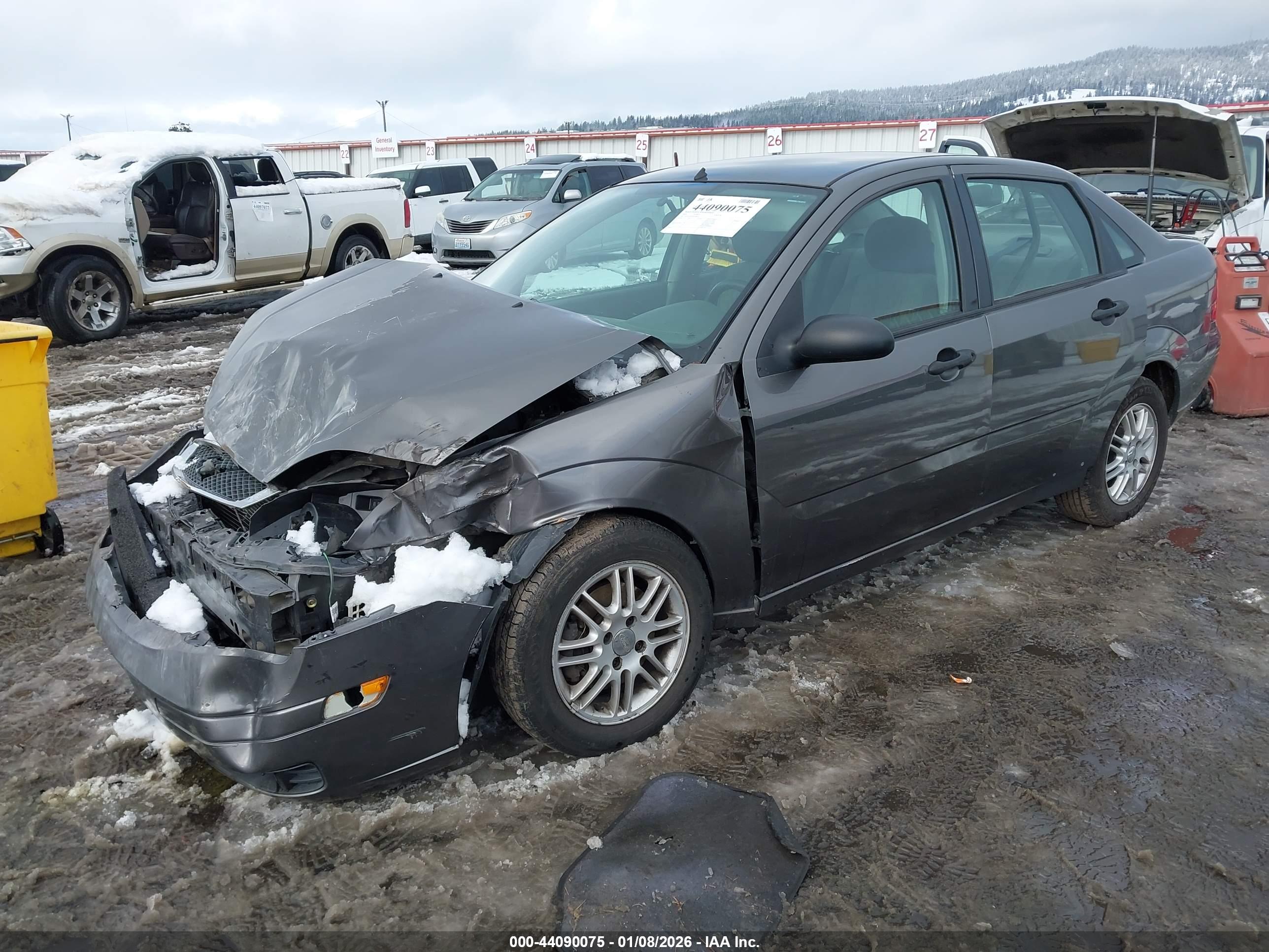FORD FOCUS image 2