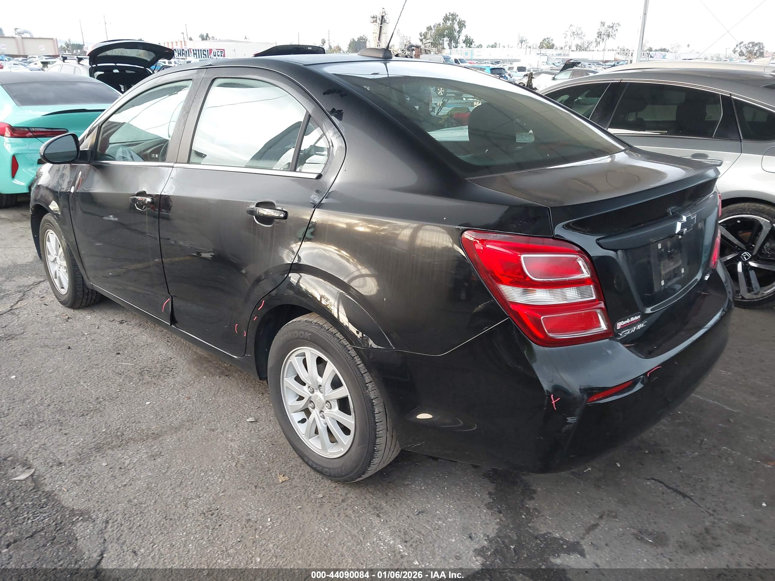 CHEVROLET SONIC image 3