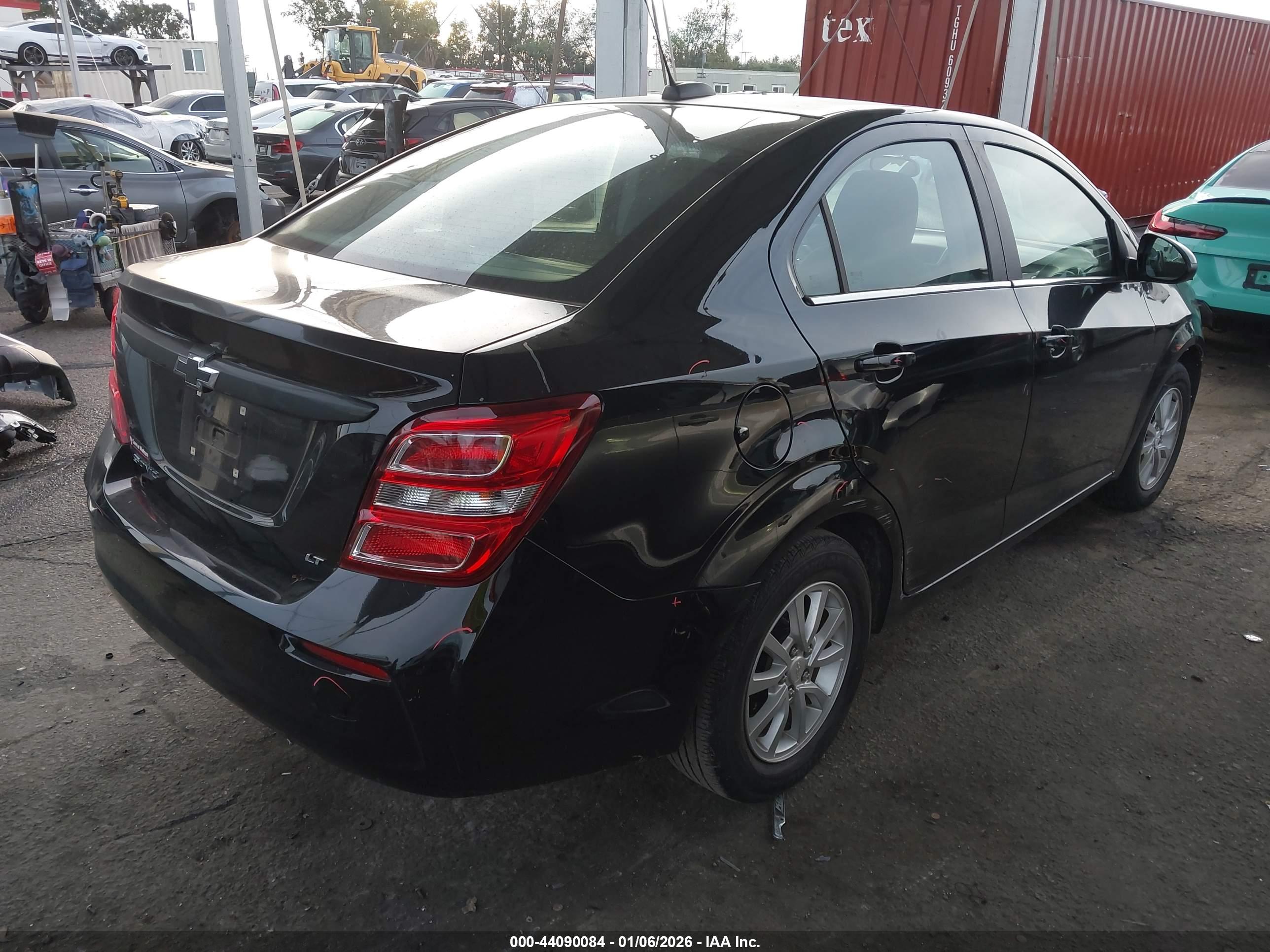 CHEVROLET SONIC image 4