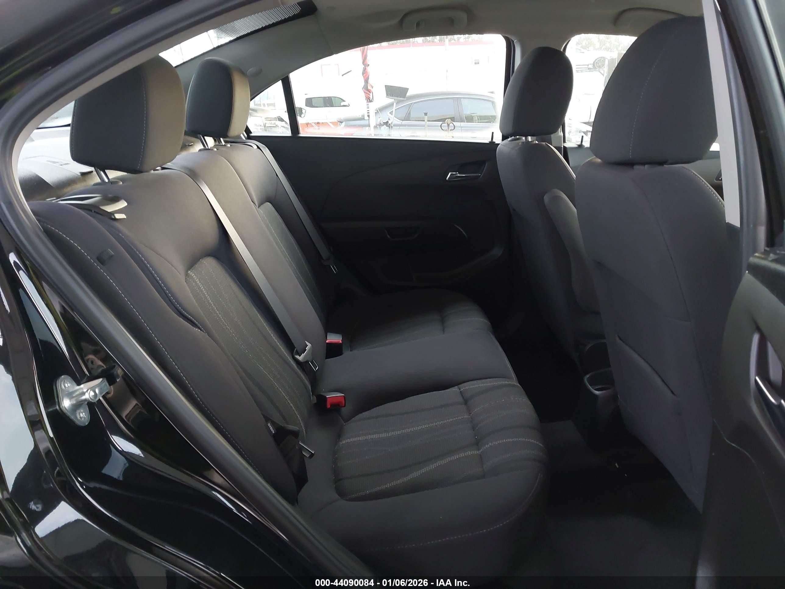 CHEVROLET SONIC image 8