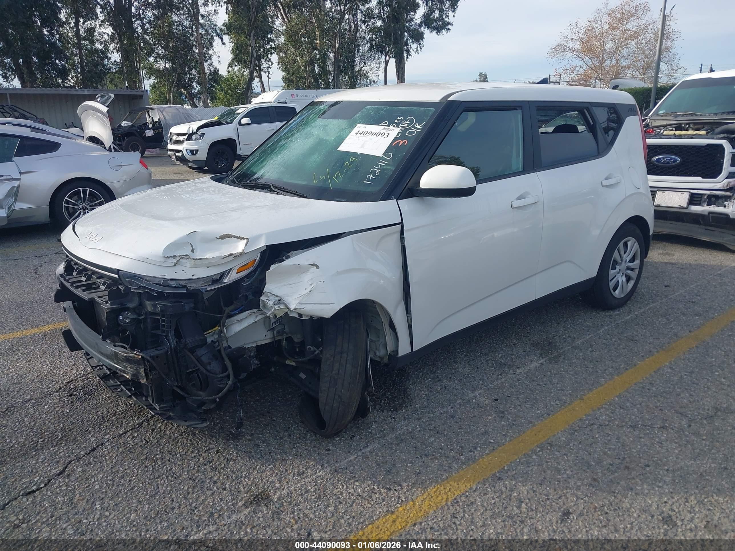 KIA SOUL image 2