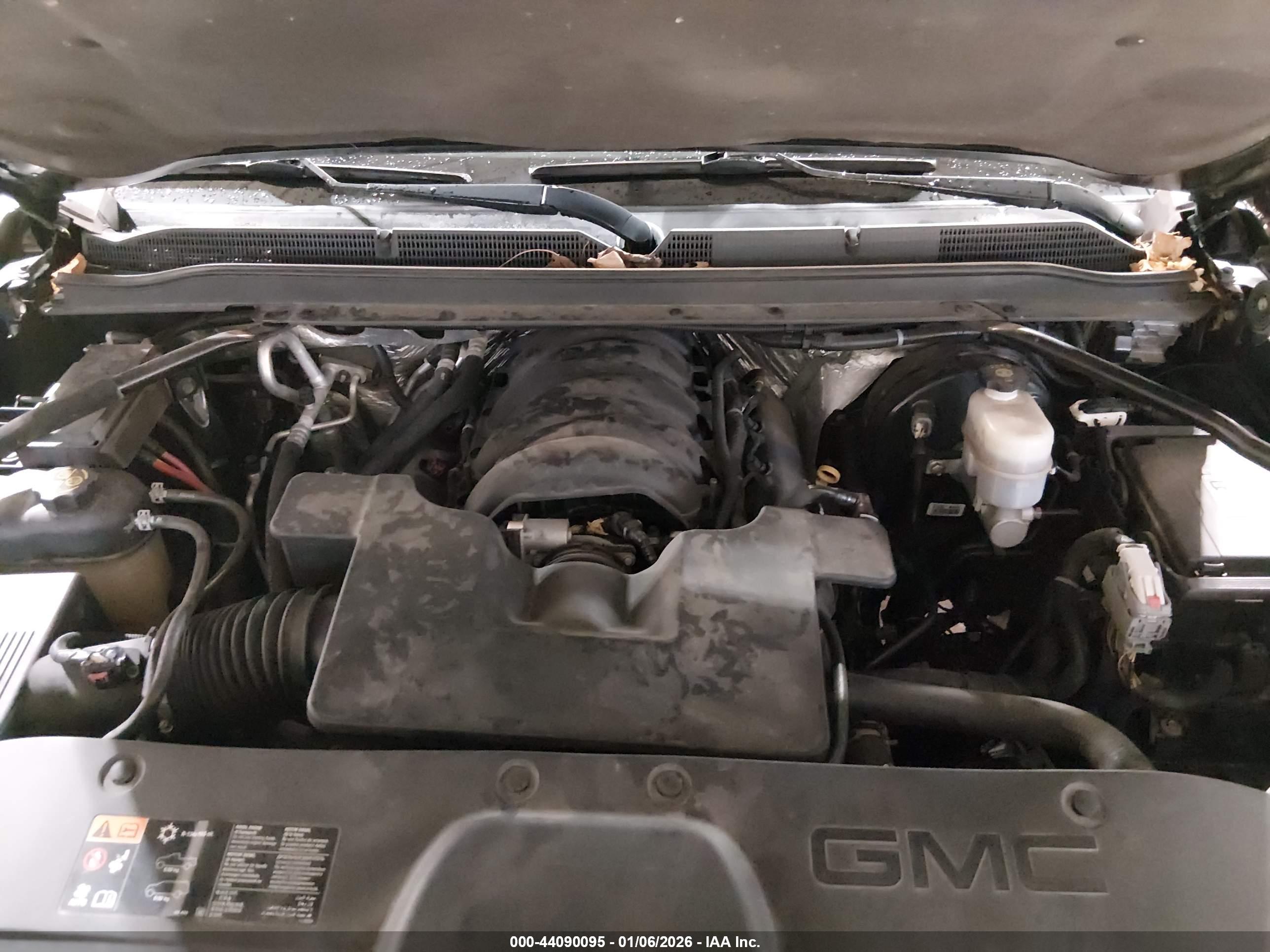 GMC YUKON image 10