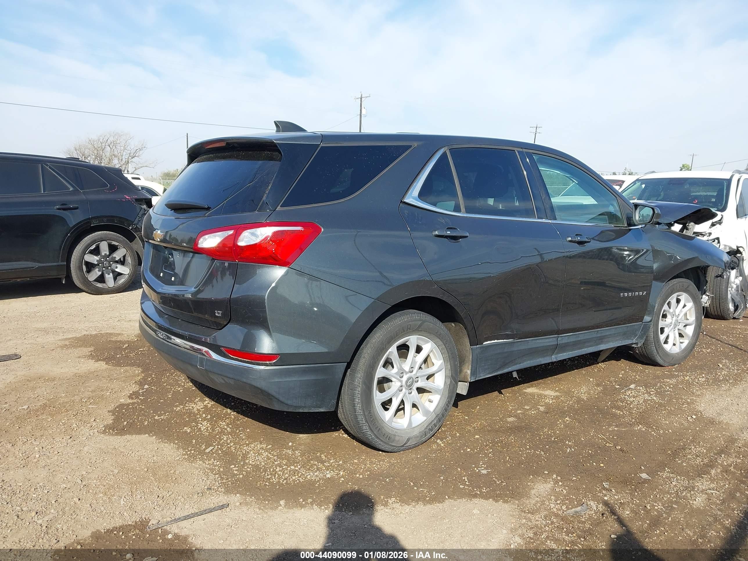 CHEVROLET EQUINOX image 4