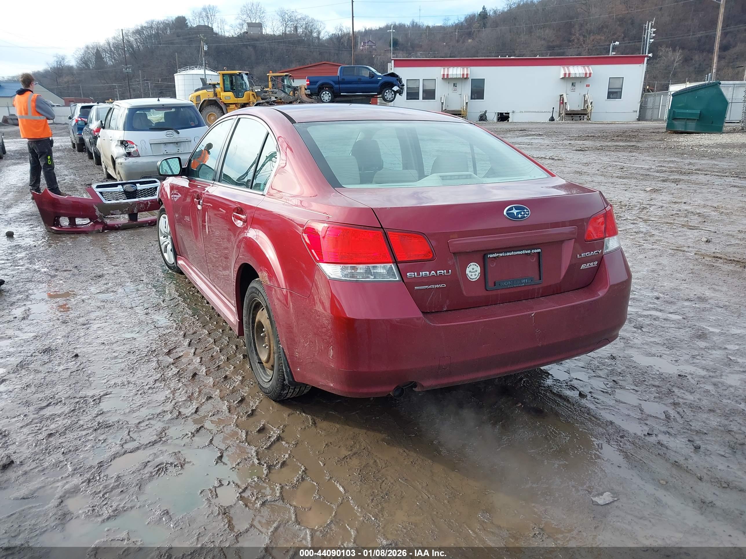 SUBARU LEGACY image 3