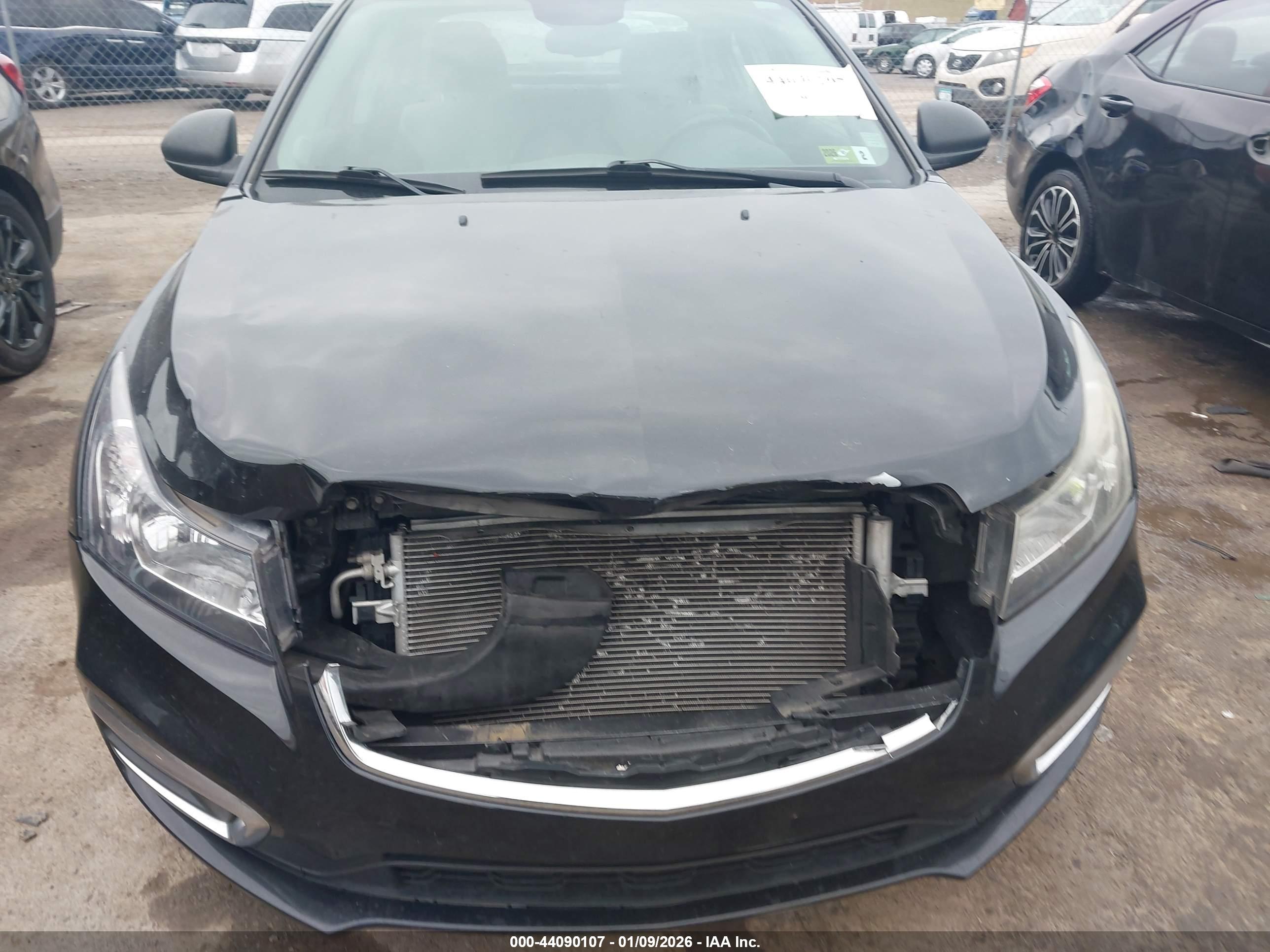 CHEVROLET CRUZE image 6