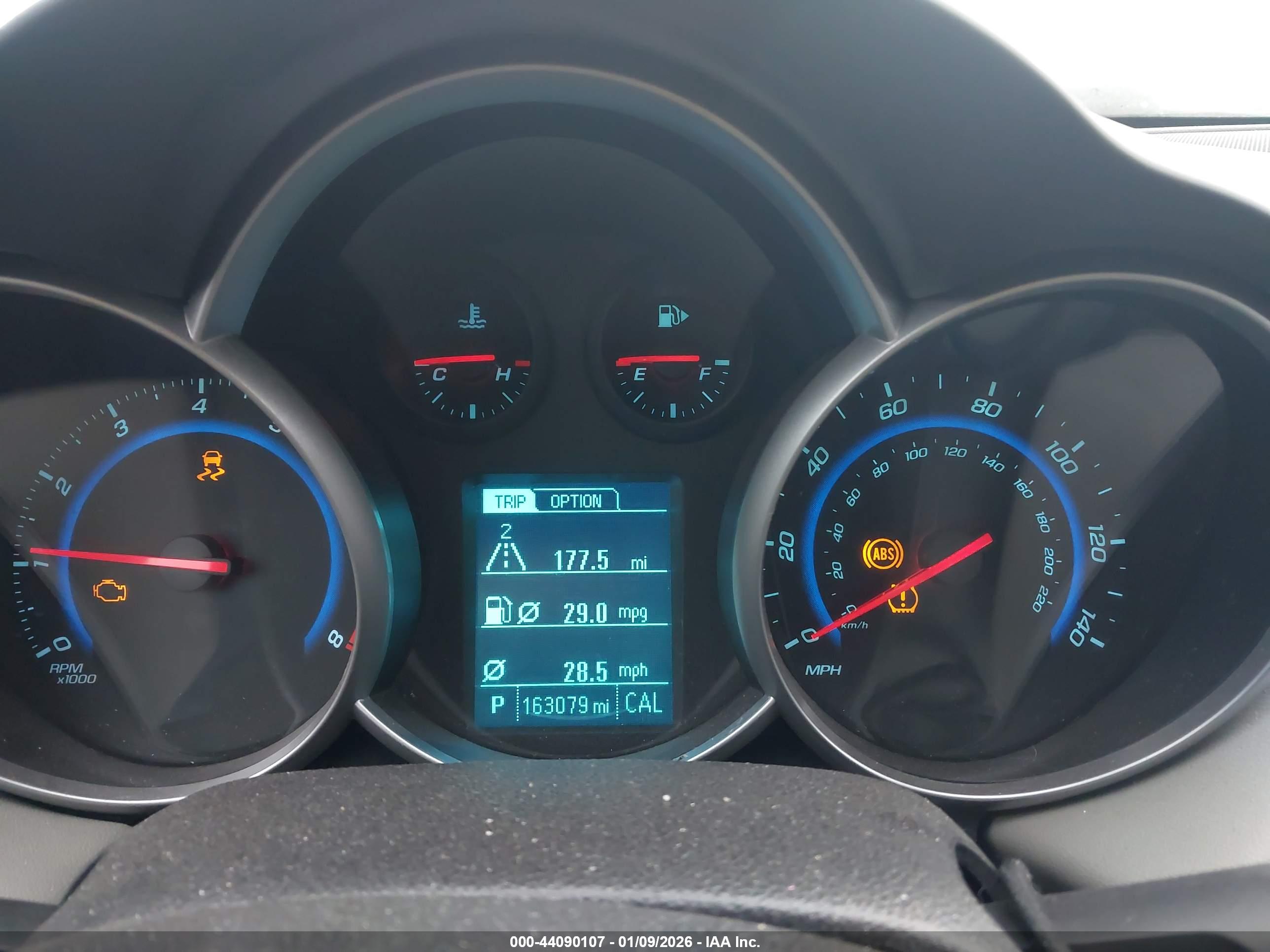 CHEVROLET CRUZE image 7