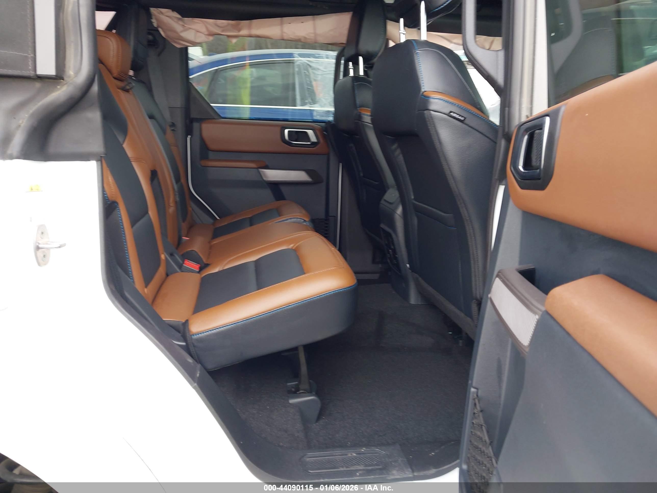 FORD BRONCO image 8