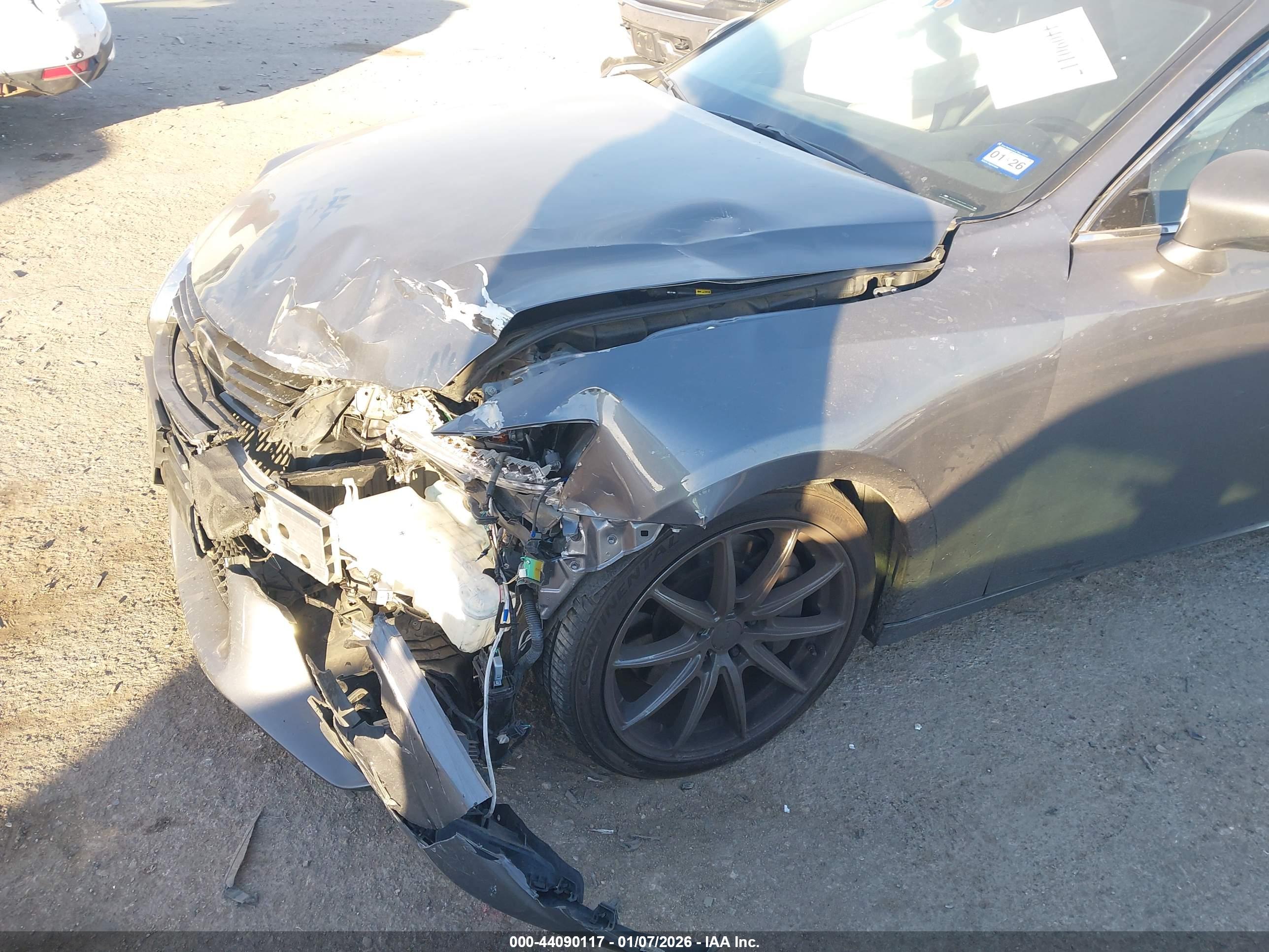 LEXUS IS image 6