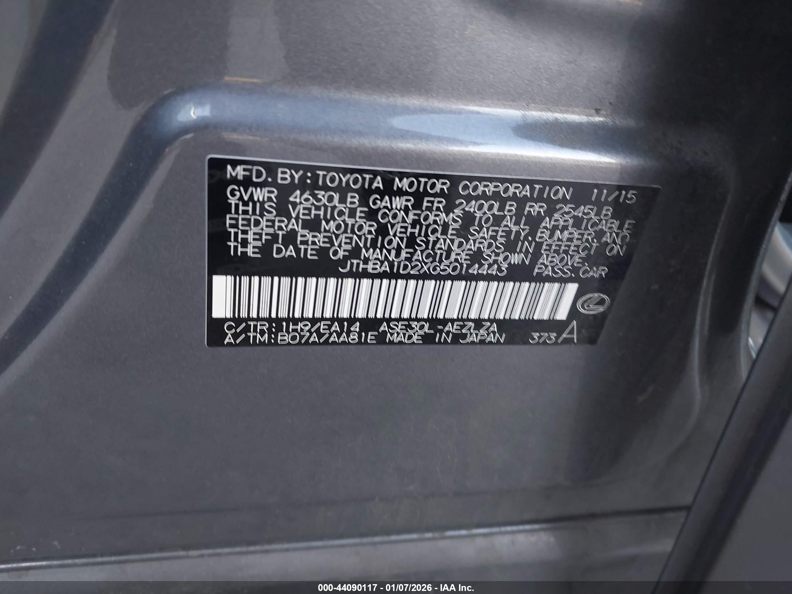 LEXUS IS image 9
