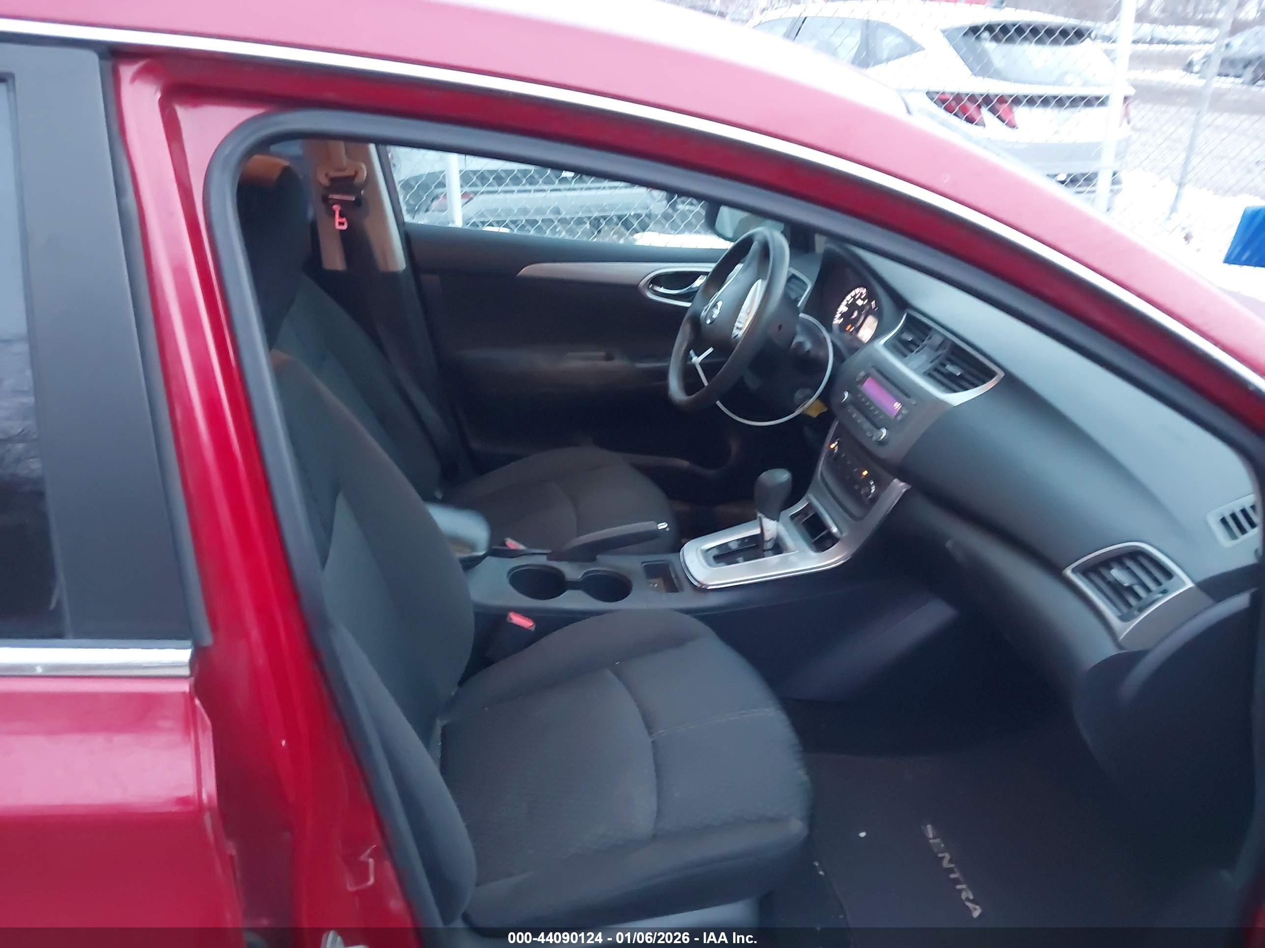 NISSAN SENTRA image 5