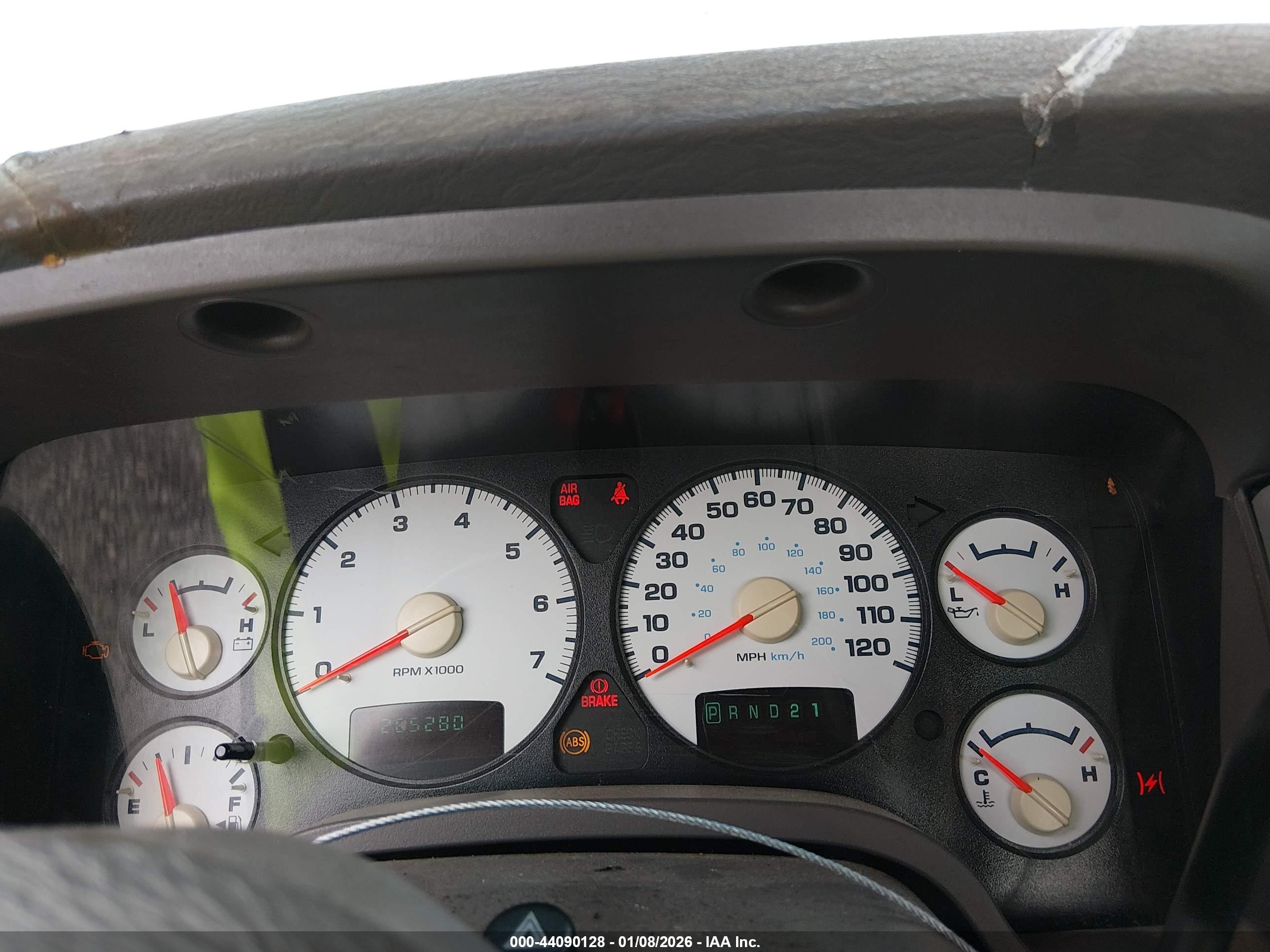 DODGE RAM image 7