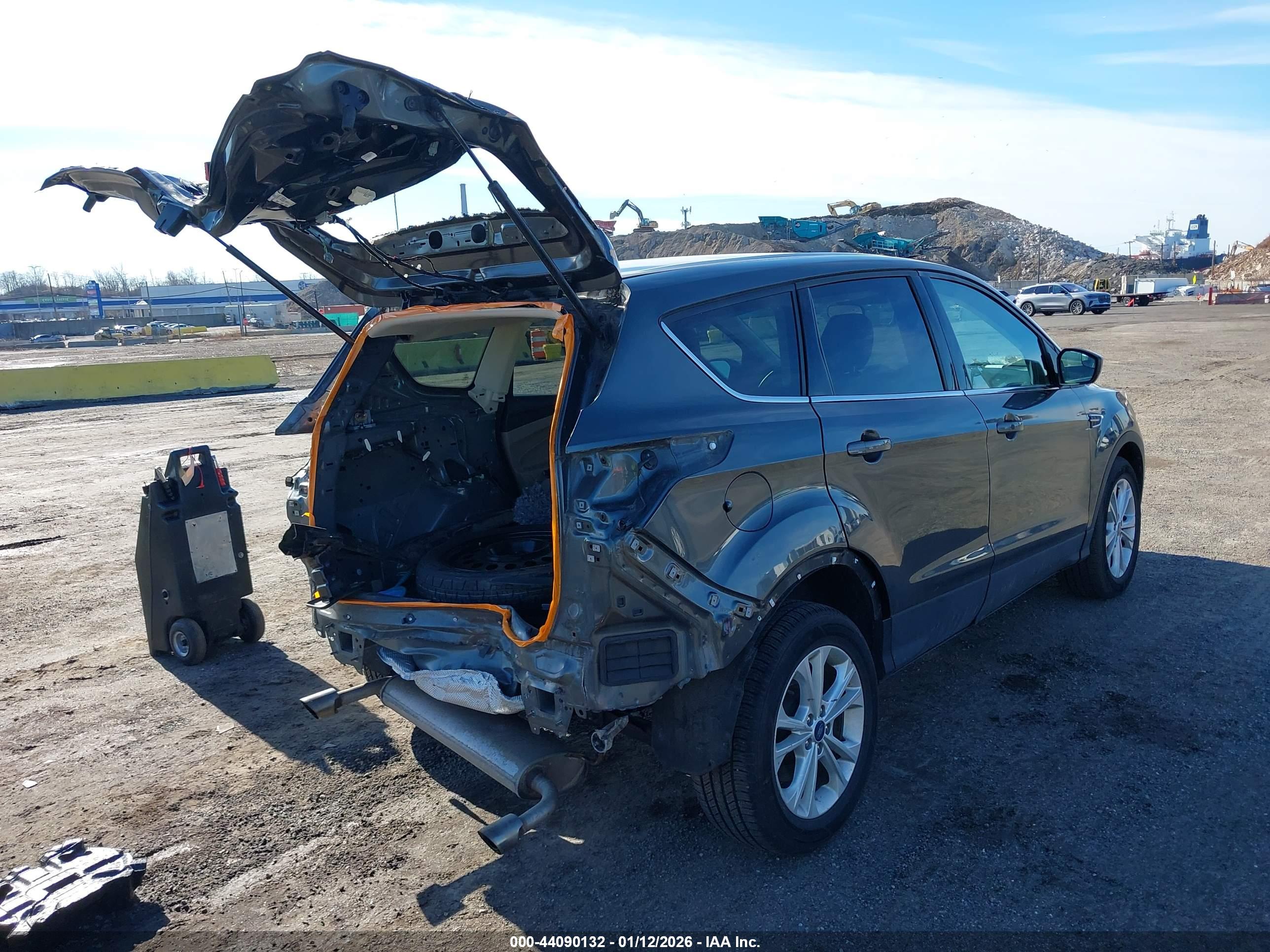 FORD ESCAPE image 4