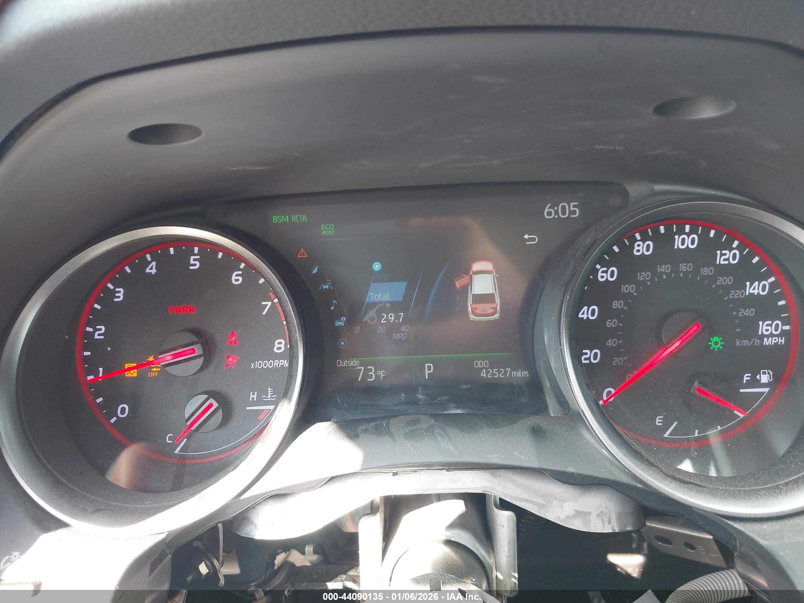 TOYOTA CAMRY image 7