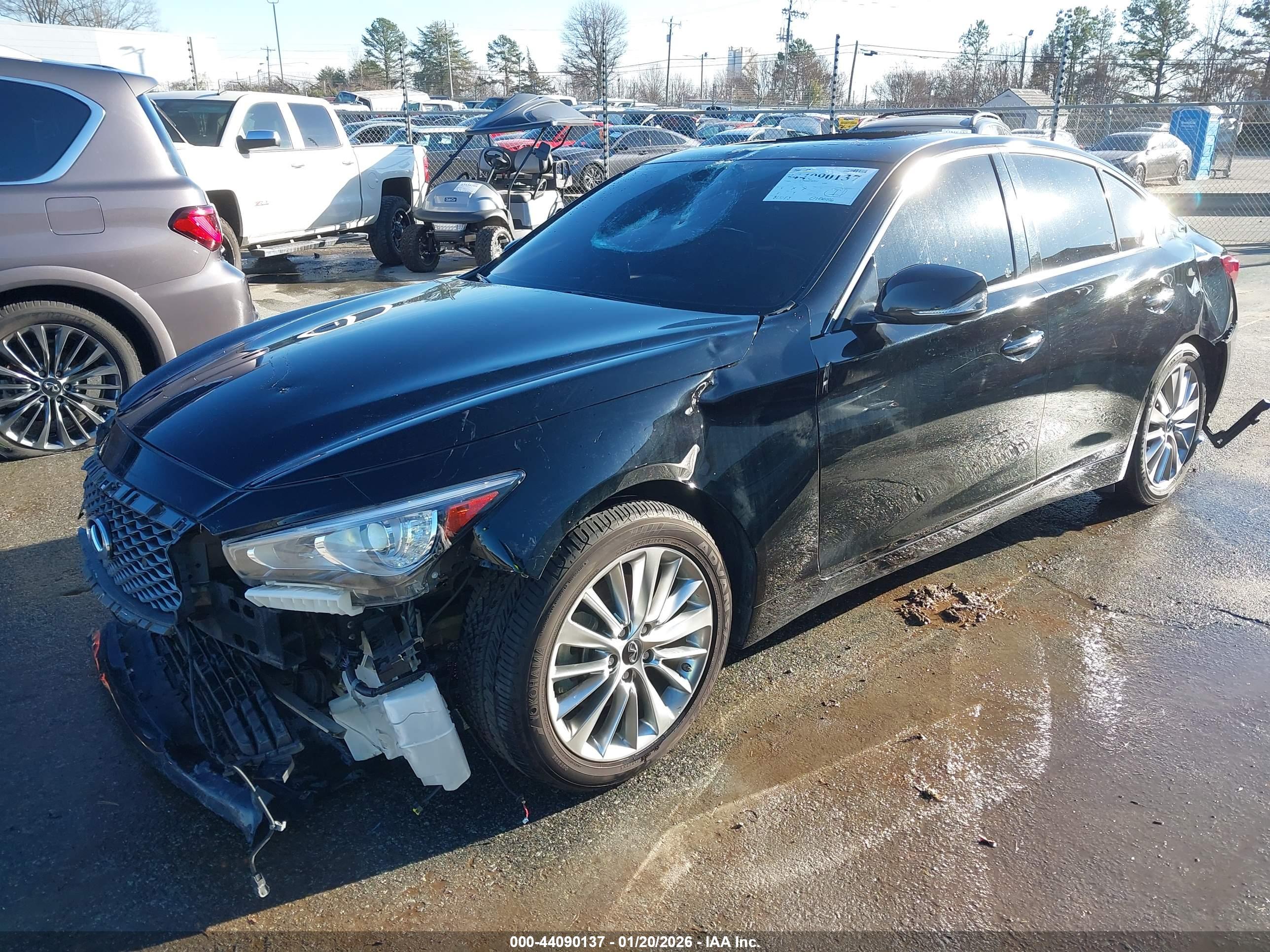 INFINITI Q50 image 2
