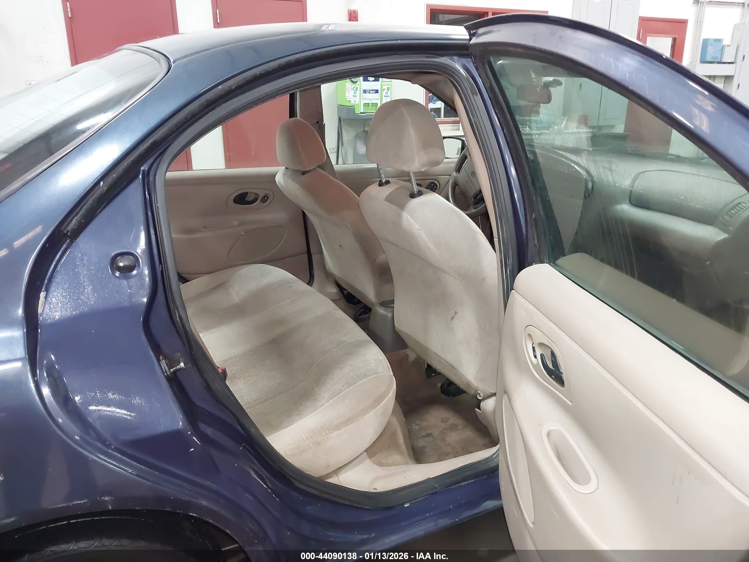 FORD CONTOUR image 8