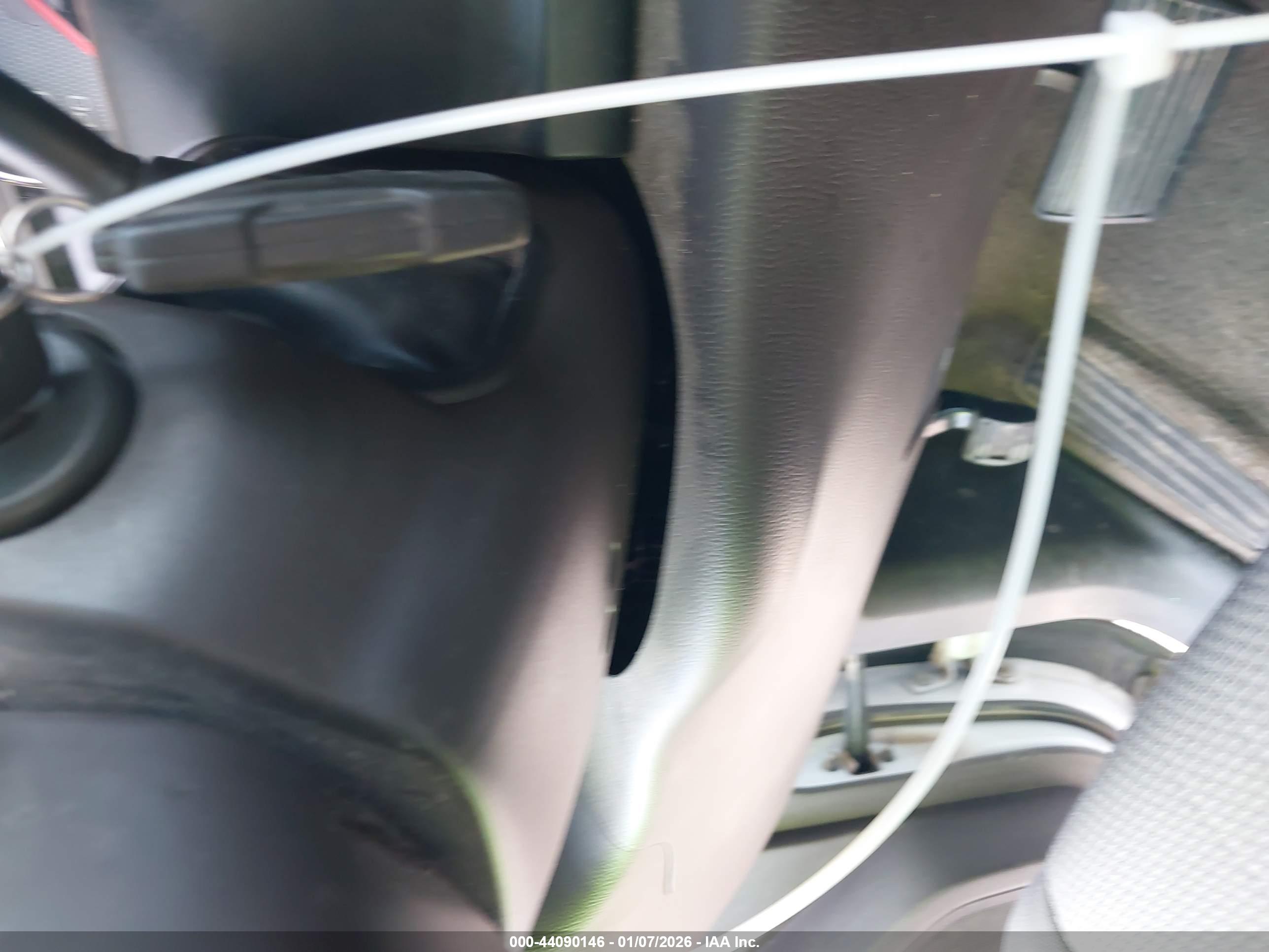 CHEVROLET SILVERADO image 11
