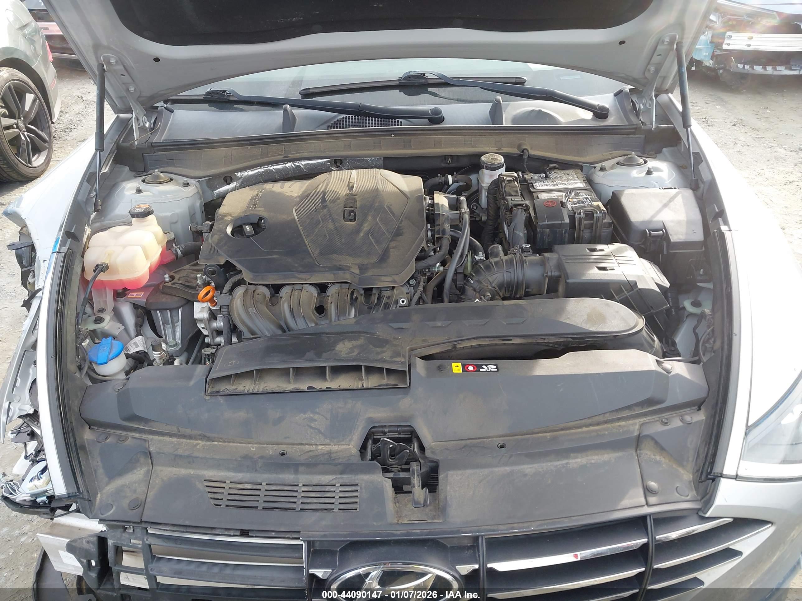 HYUNDAI SONATA image 10