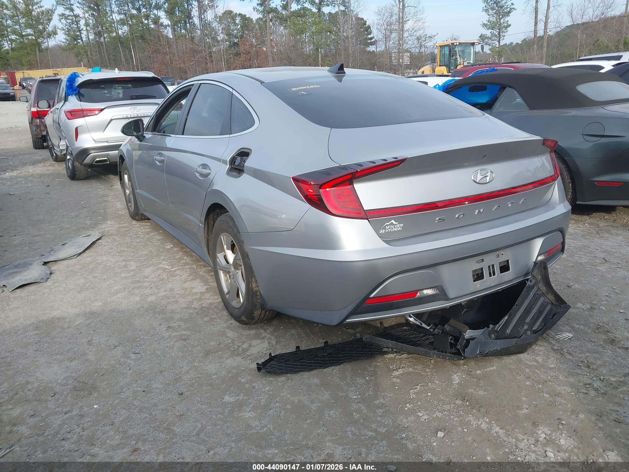 HYUNDAI SONATA image 3