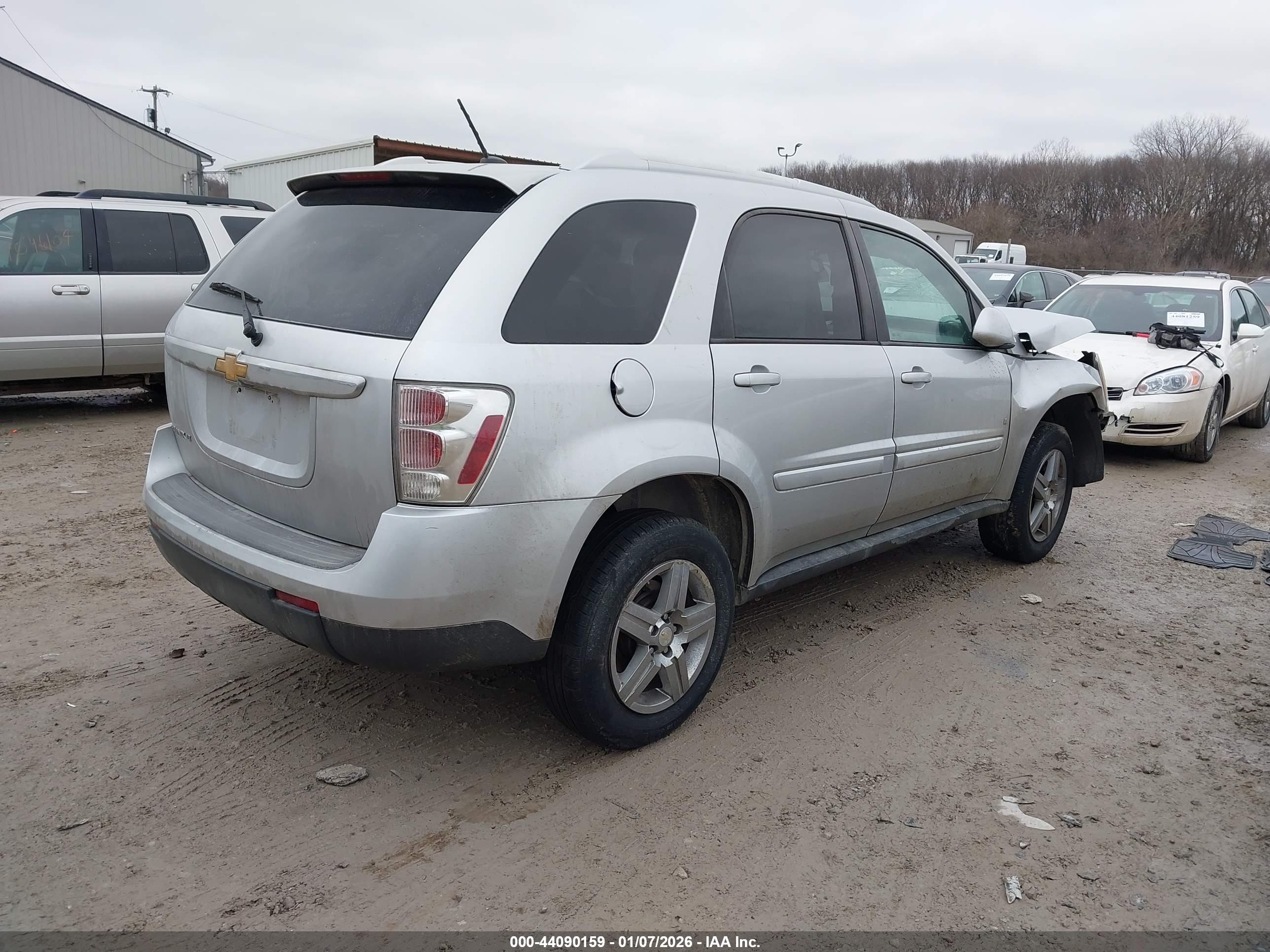 CHEVROLET EQUINOX image 4