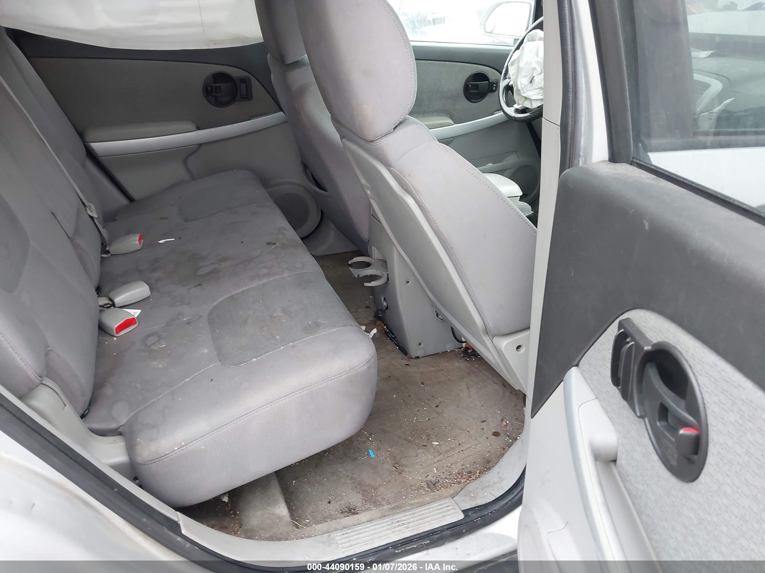 CHEVROLET EQUINOX image 8