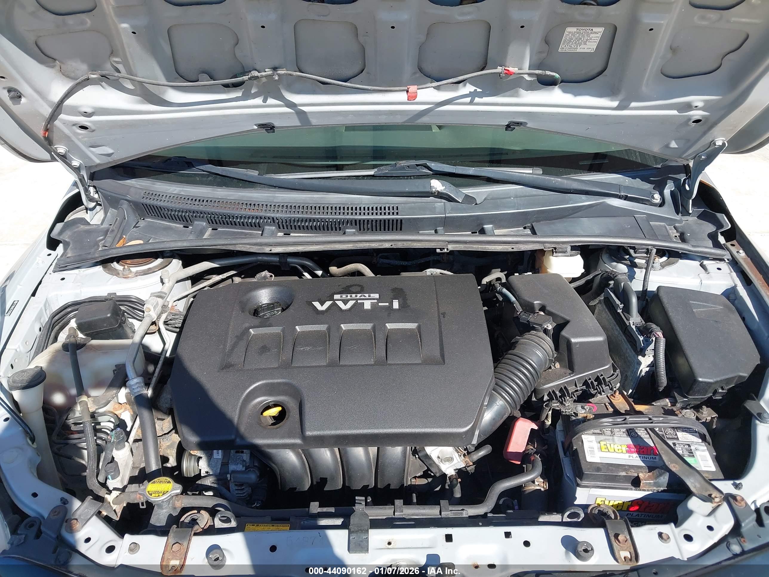 TOYOTA COROLLA image 10