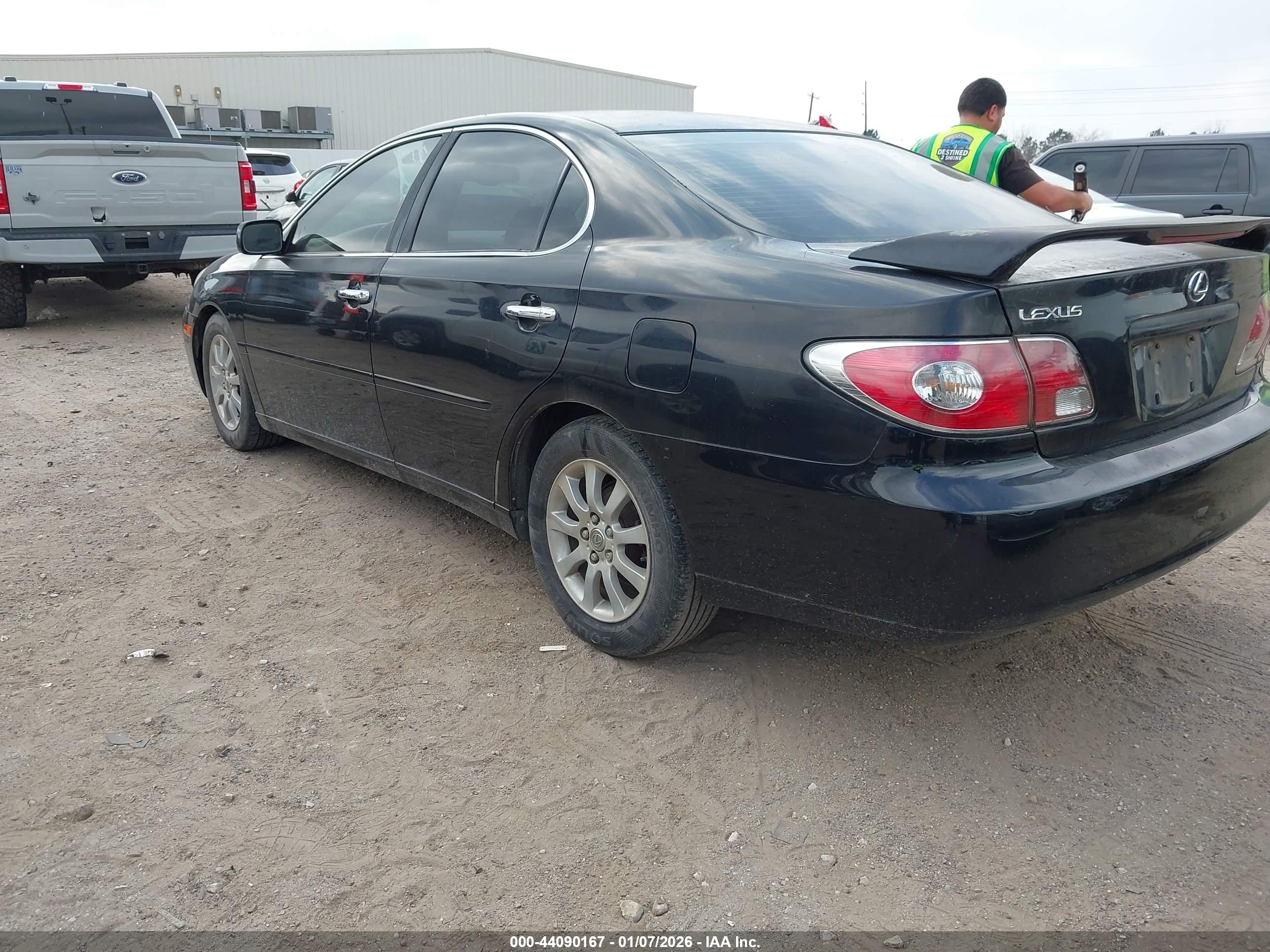 LEXUS ES image 3