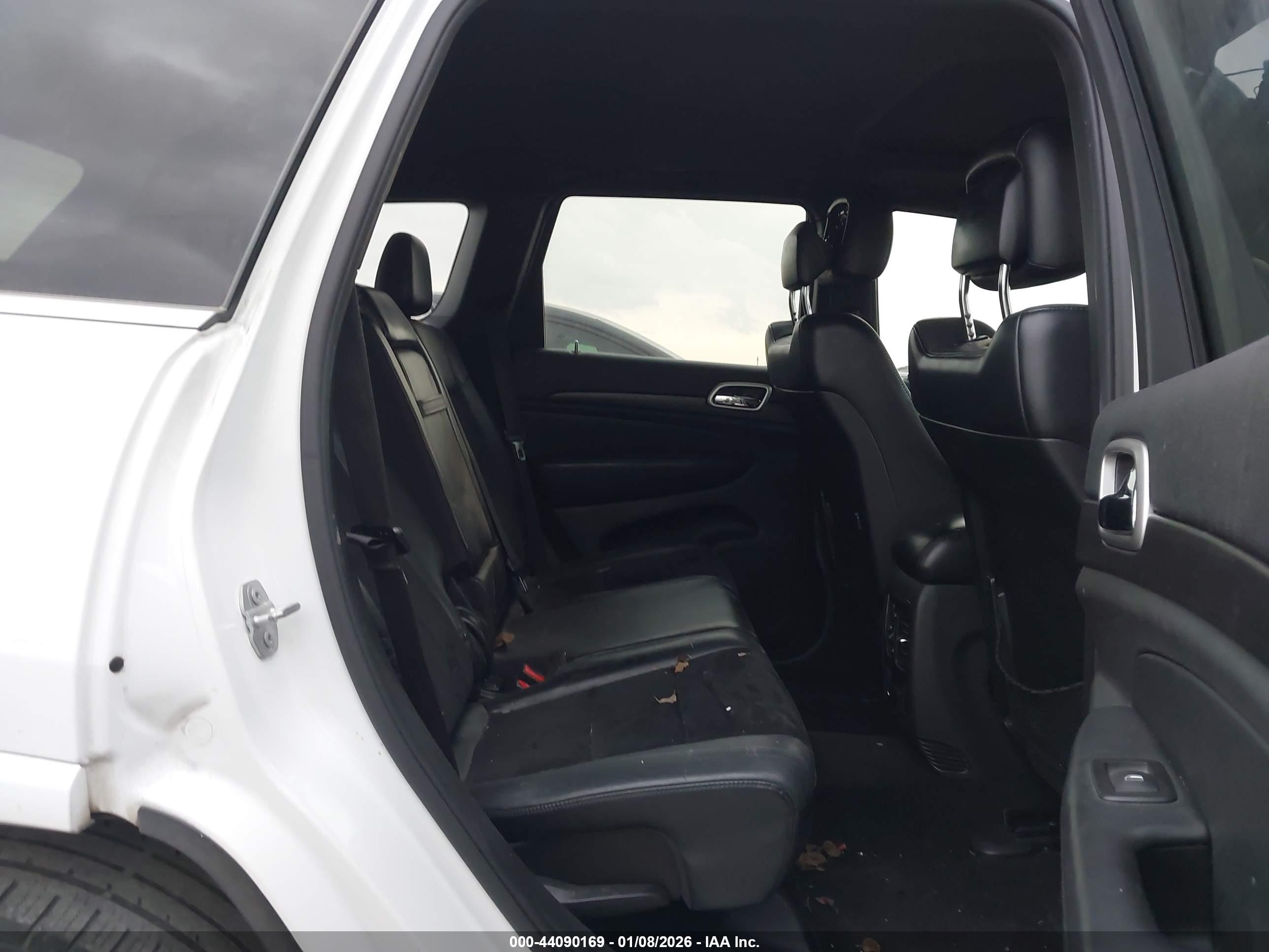 JEEP GRAND image 8