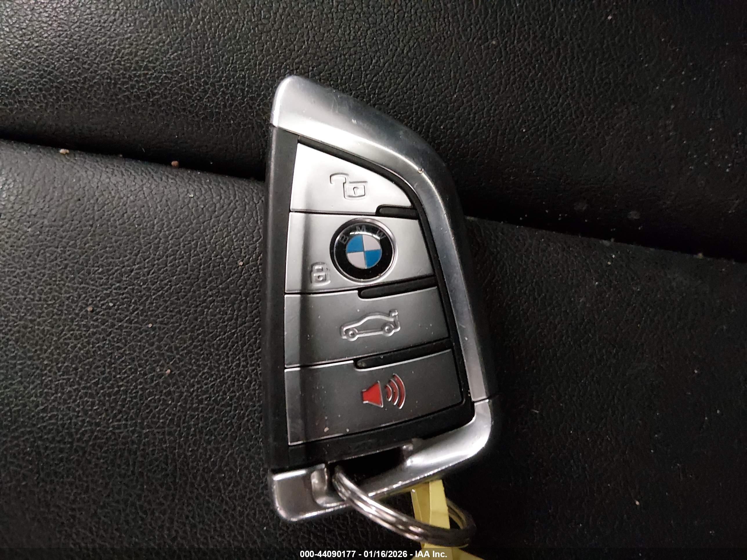 BMW 330I image 11