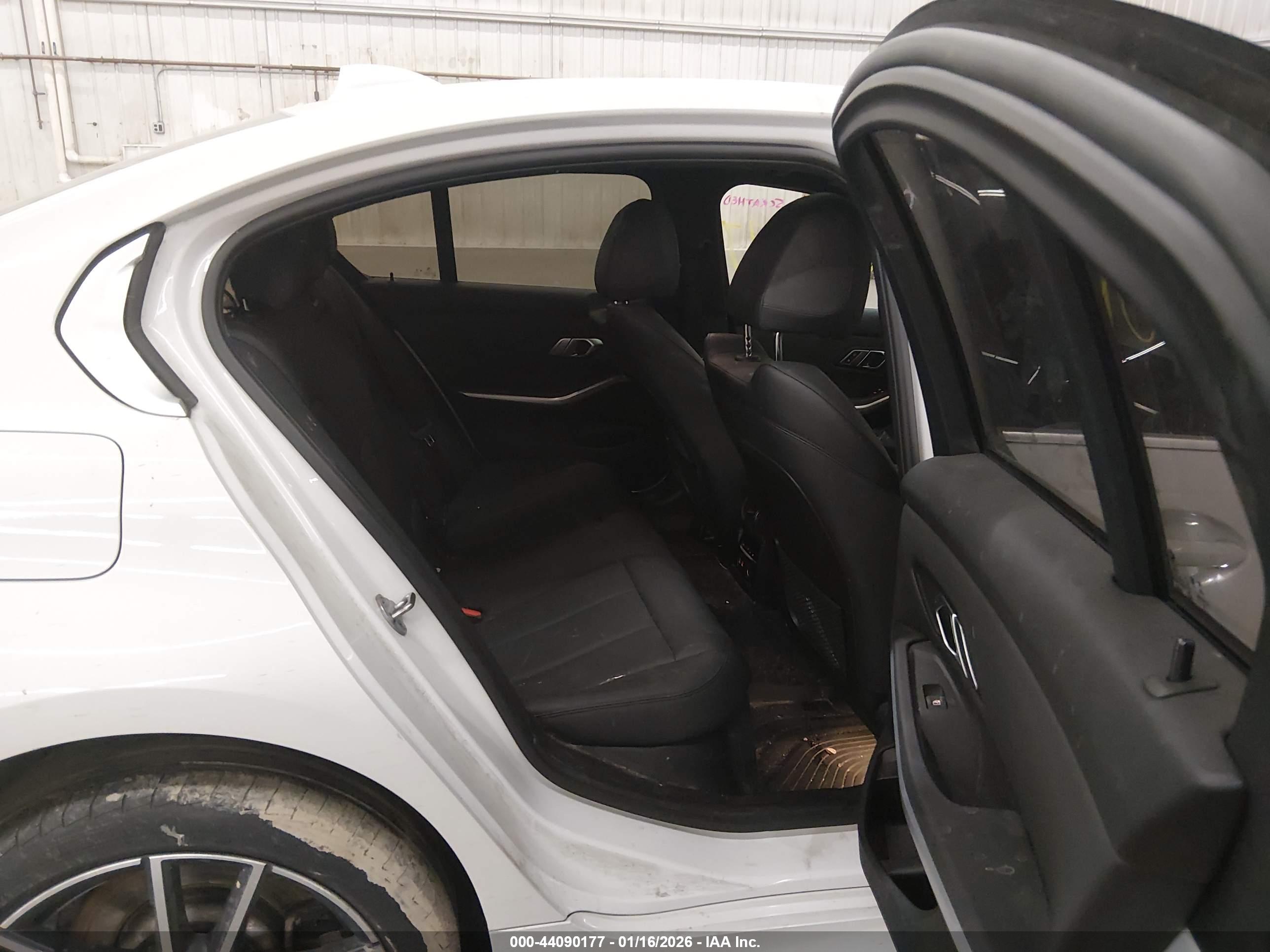BMW 330I image 8