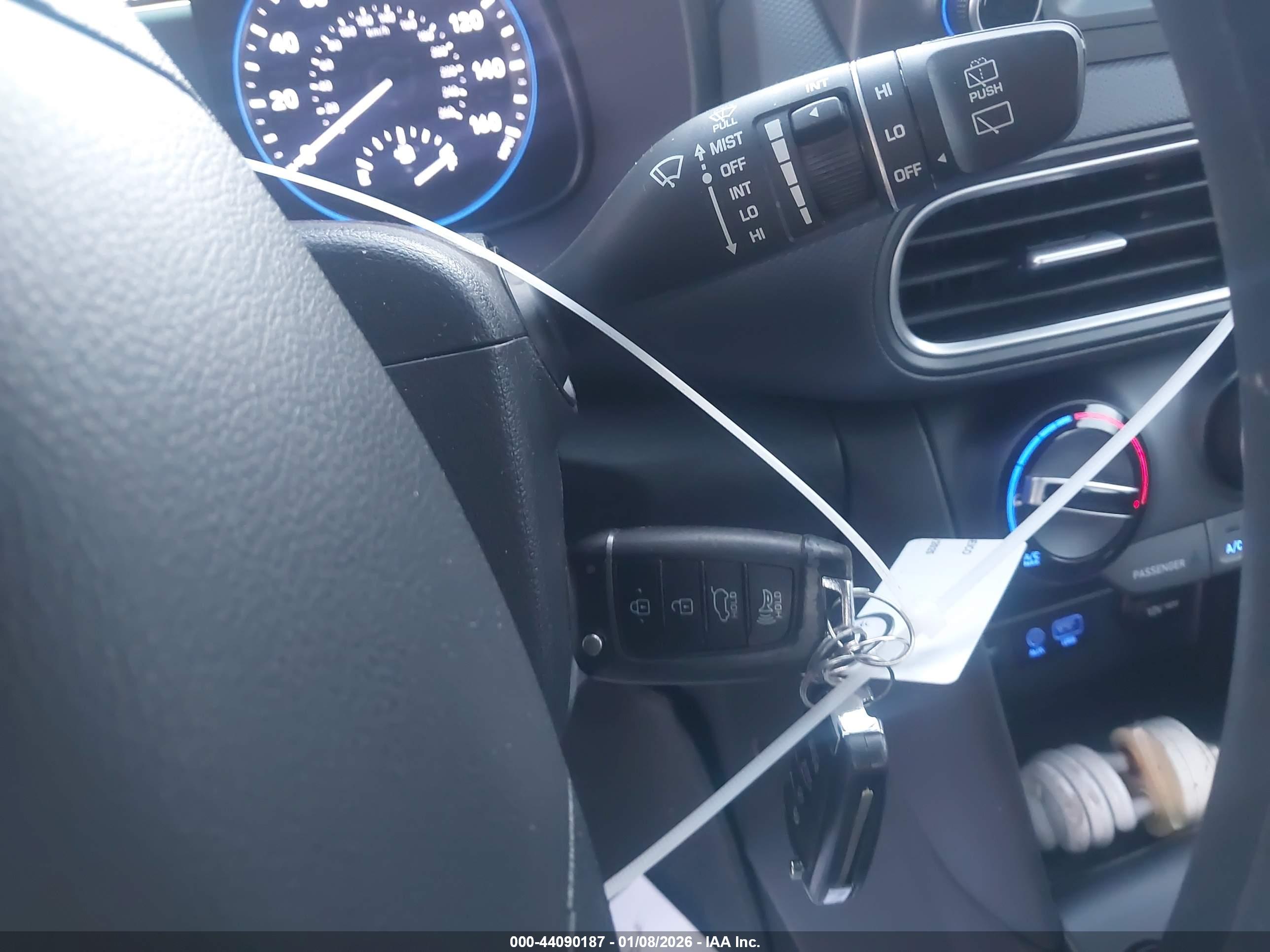 HYUNDAI KONA image 11