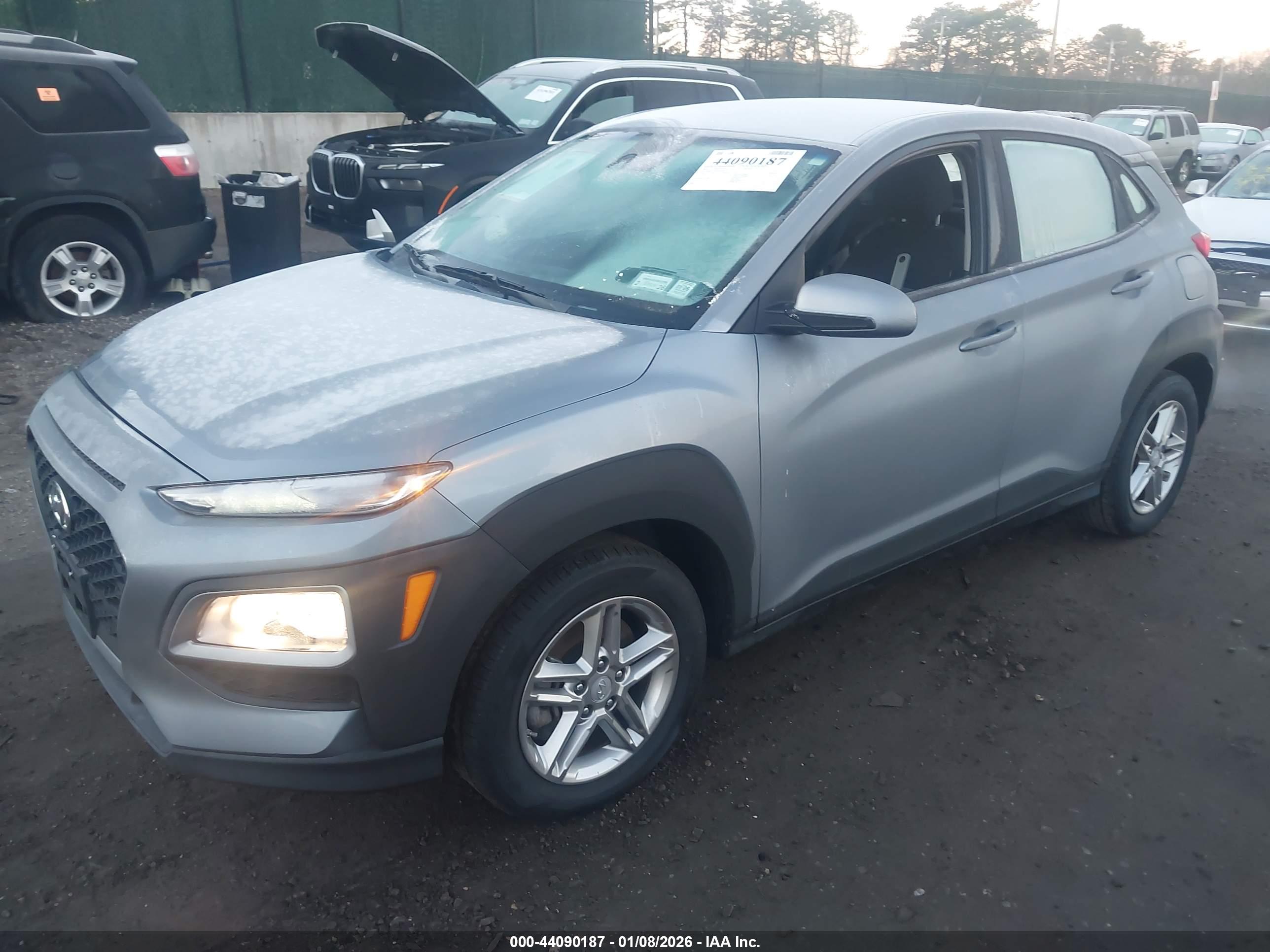 HYUNDAI KONA image 2