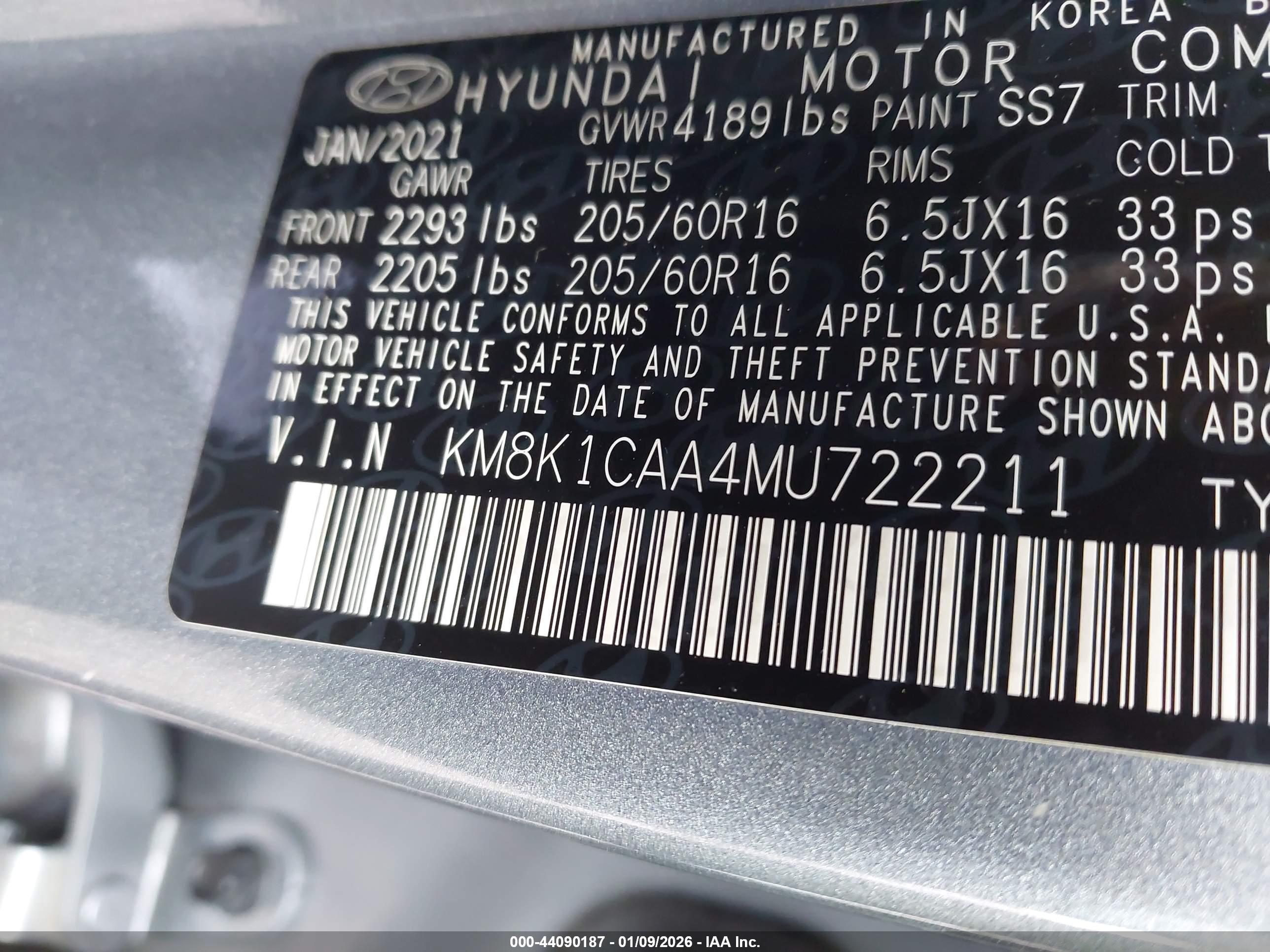 HYUNDAI KONA image 9